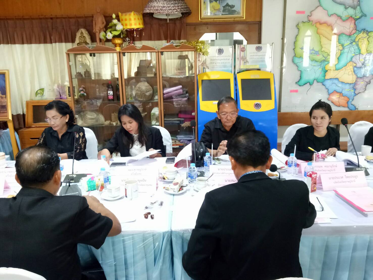 ประชุมคณะอนุกรรมการบริหารกองทุนพัฒนาบทบาทสตรีระดับจังหวัด ครั้งที่ 4/2560