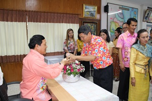 11 เมษายน 2561  รดน้ำ อวยพร เนื่องในวันสงกรานต์ 2561