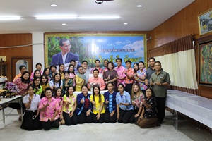 11 เมษายน 2561  รดน้ำ อวยพร เนื่องในวันสงกรานต์ 2561