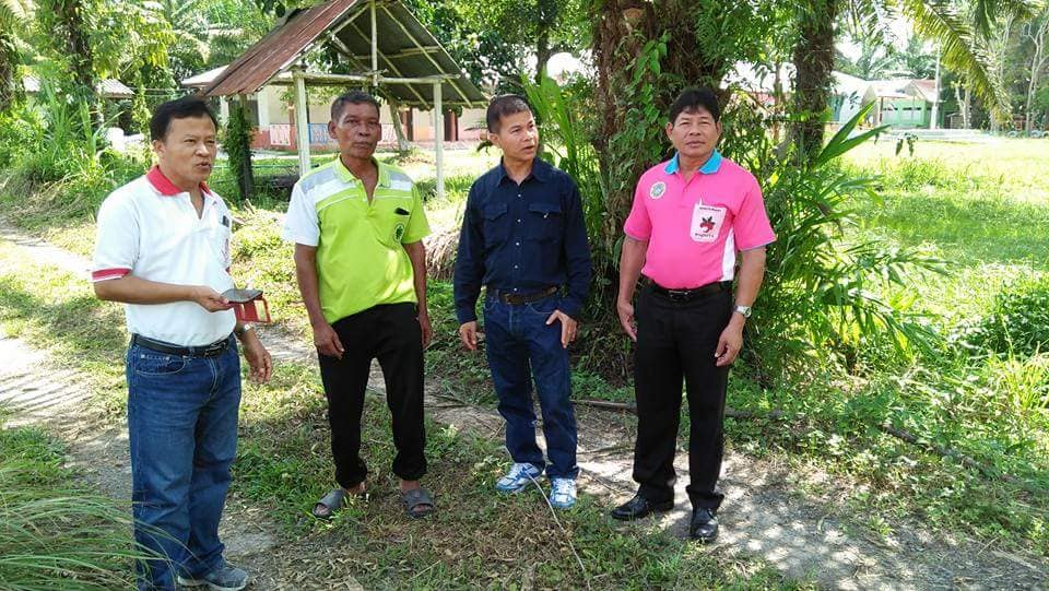 ผู้ว่าราชการจังหวัดสุราษฎร์ธานี เยี่ยมหมู่บ้านเศรษฐกิจพอเพียงบ้านหนองผักหนาม