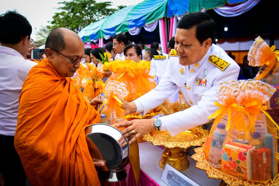 กิจกรรมน้อมรำลึกในวันคล้ายวันสวรรคตพระบาทสมเด็จพระจุลจอมเกล้าเจ้าอยู่หัว