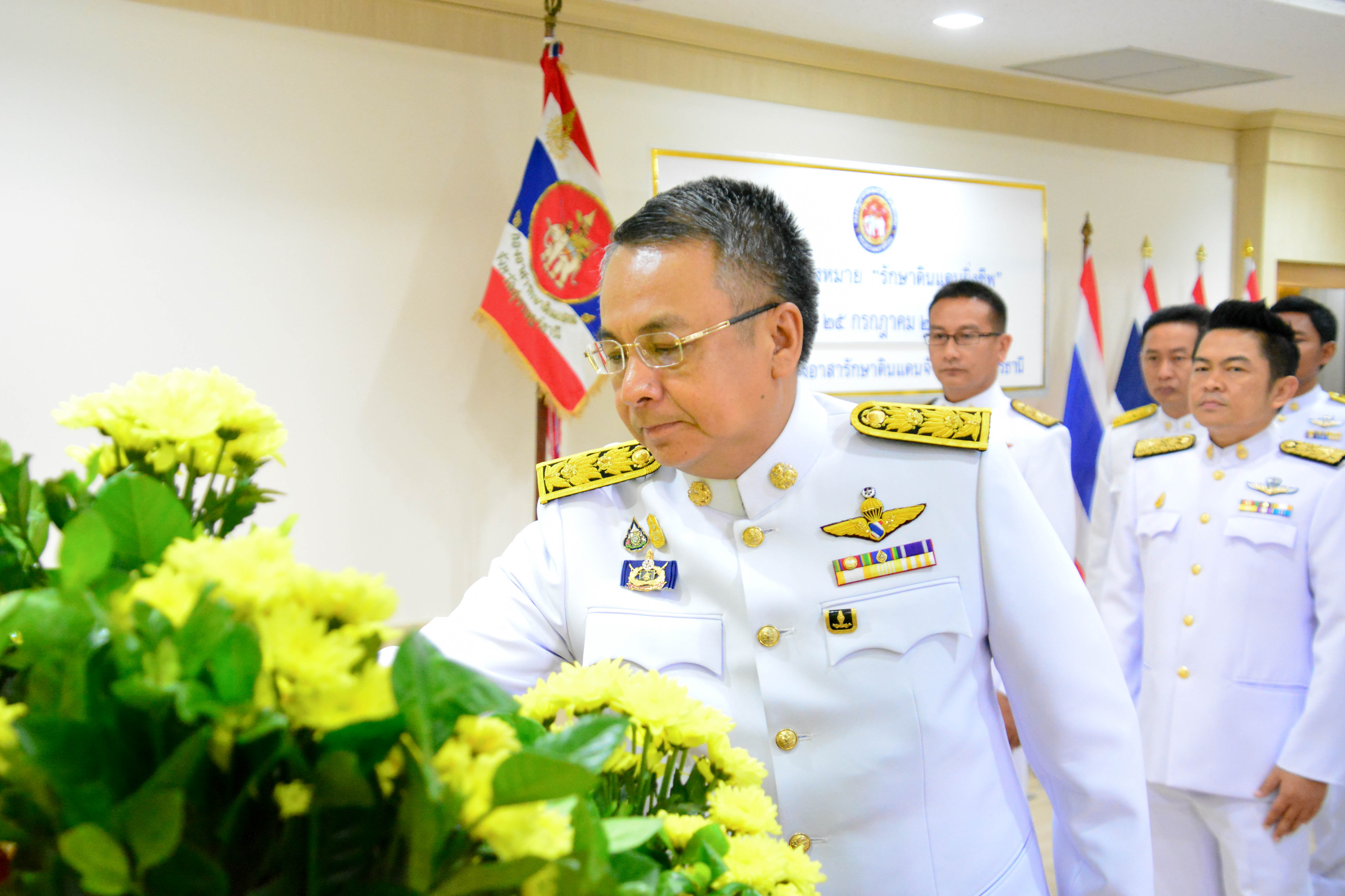 ขอเเสดงความยินดีกับ นายวาทกานต์ ช่อแก้ว พัฒนาการจังหวัดสุราษฎร์ธานี