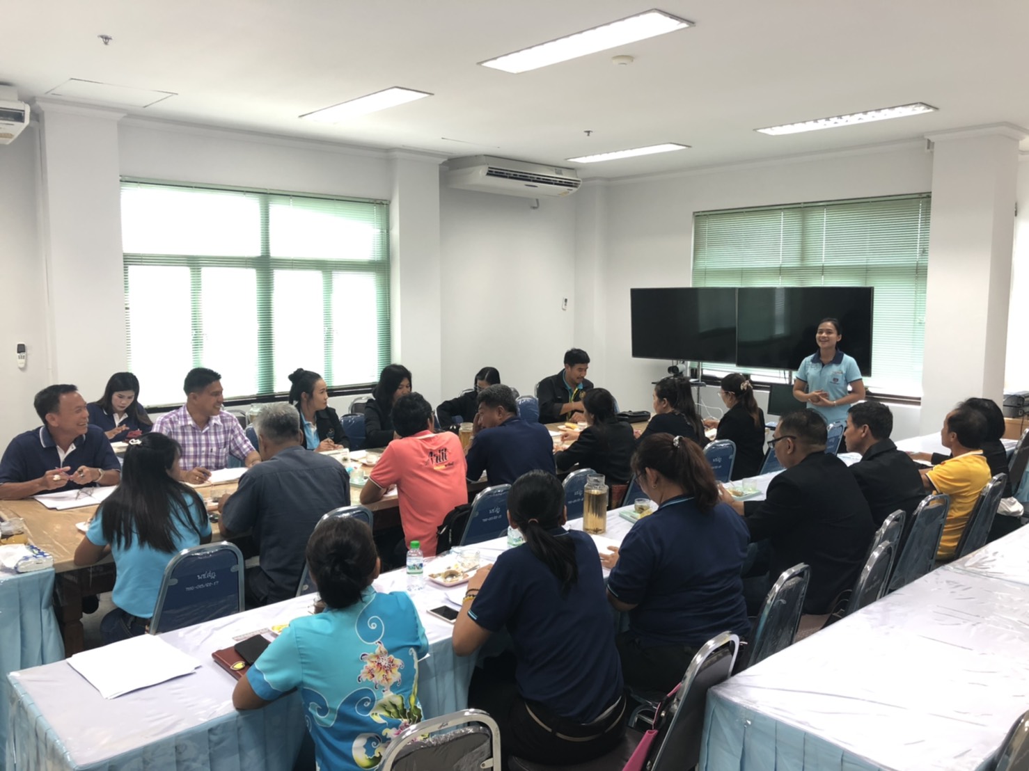 การประชุมคณะกรรมการชมรมอาสาพัฒนาชุมชนจังหวัดสุราษฎร์ธานี ครั้งที่ 1/2563