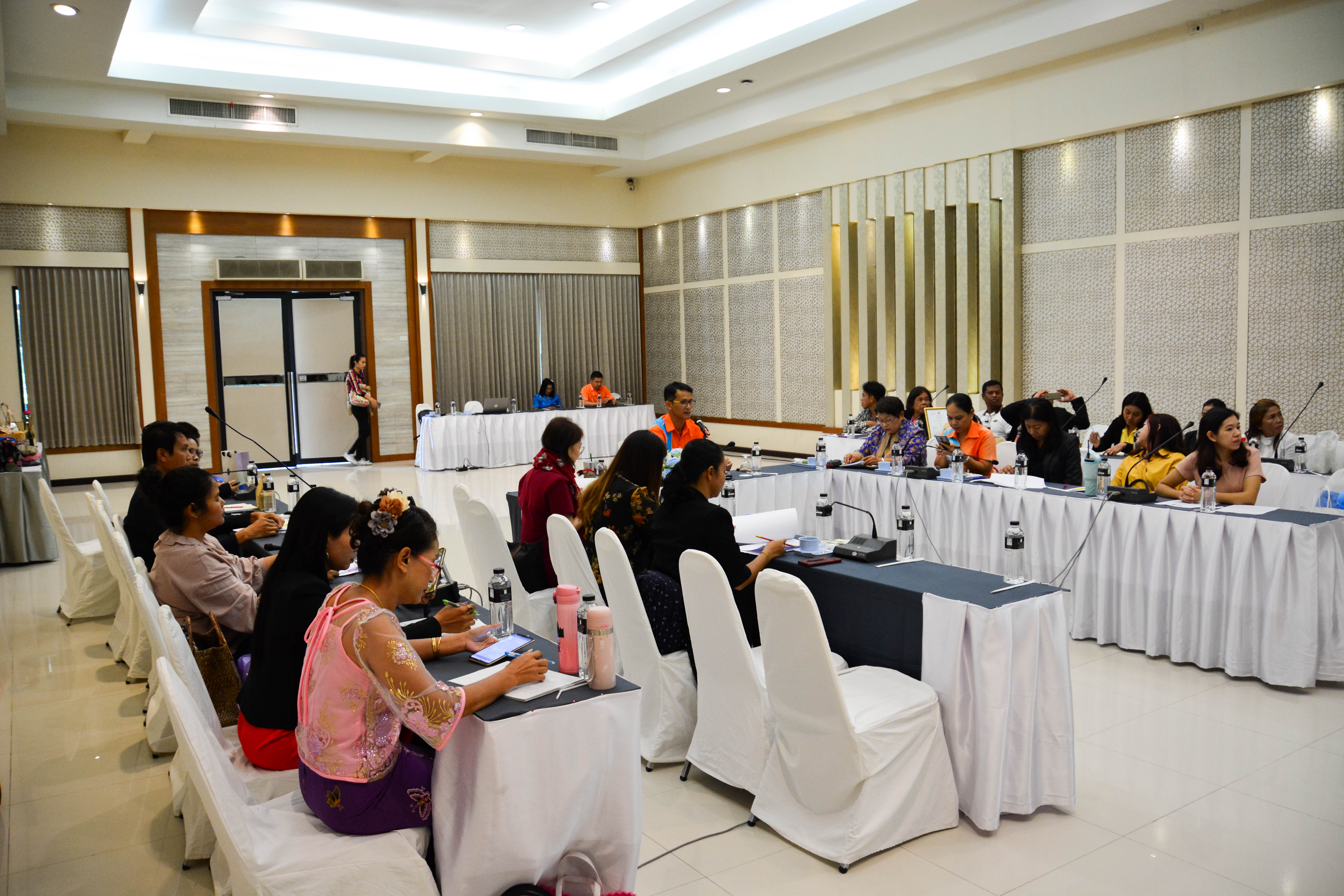 โครงการพัฒนาศักยภาพเครือข่ายองค์ความรู้ KBO ( Knowledge-Based OTOP) จังหวัดสุราษฎร์ธานี