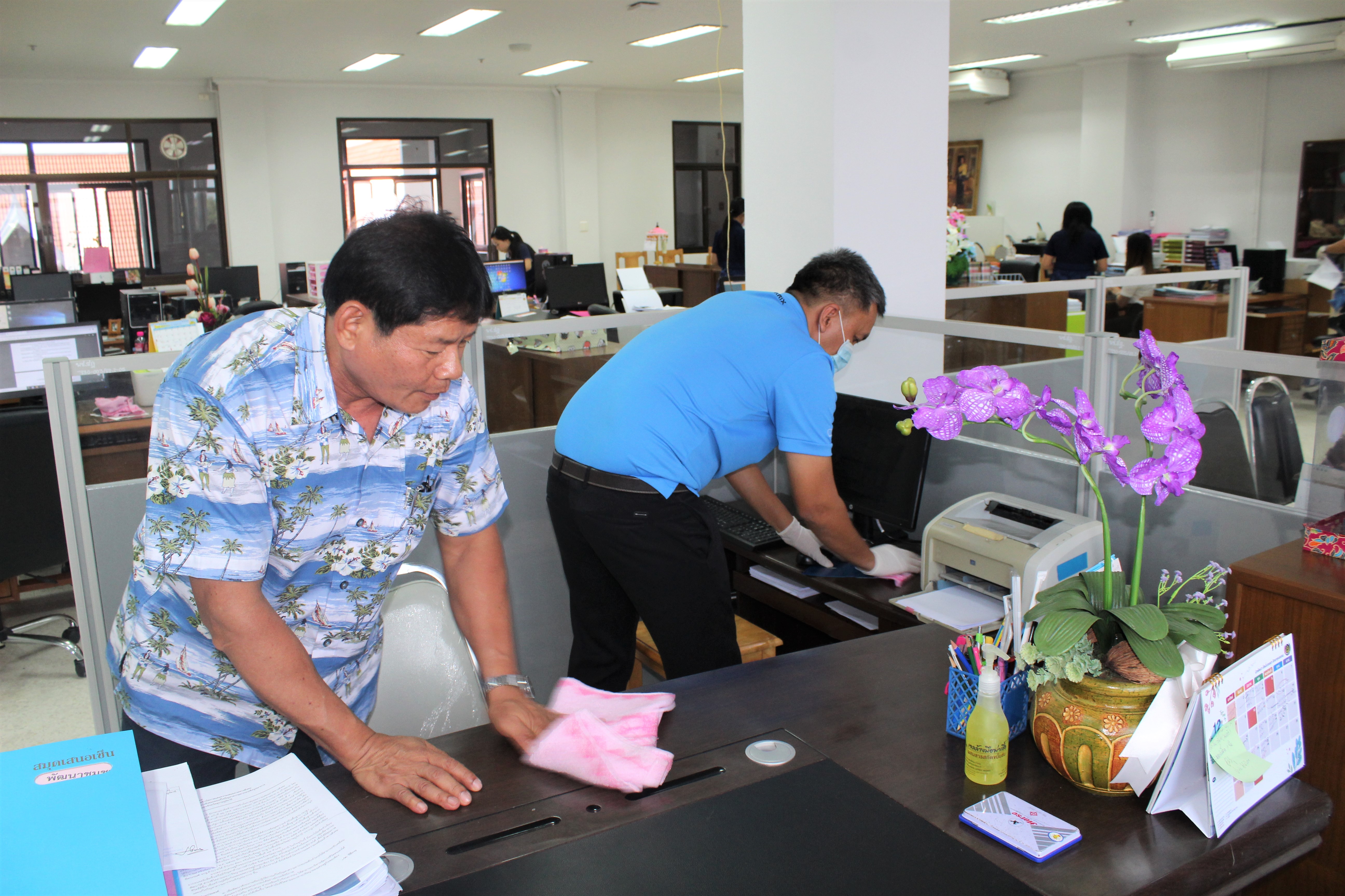 ผู้ว่า…..ห่วงใยเจ้าหน้าที่ จัด Big clening day