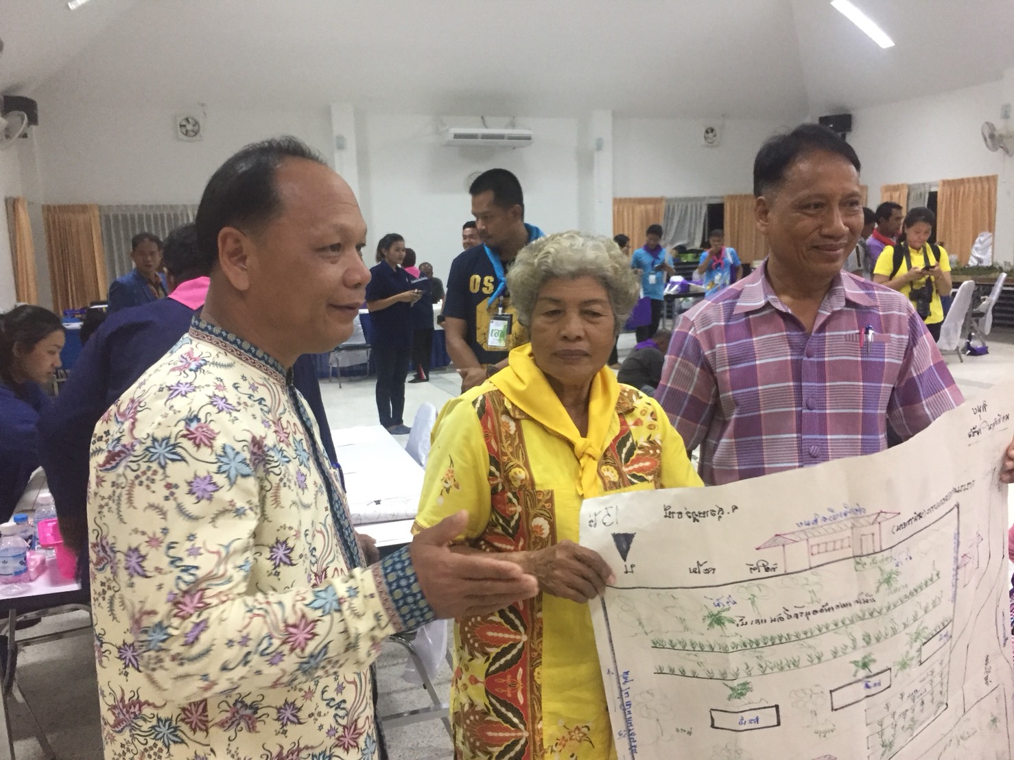 พช… ให้กำลังใจ รวมพลังเอามื้อสามัคคี สร้างวิถีโคก หนอง นา ด้ามขวานทอง