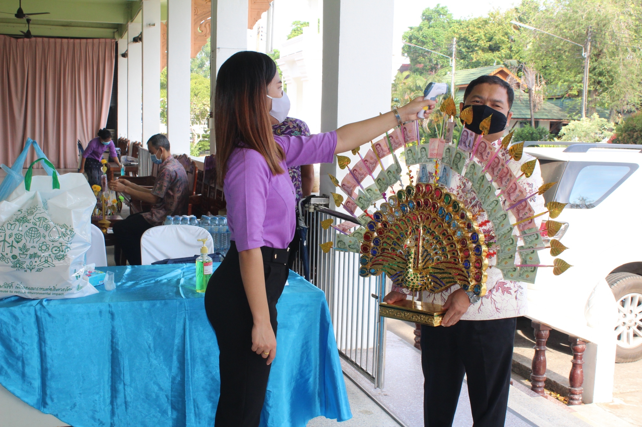 ทอดผ้าป่ากองทุนพัฒนาเด็กชนบทฯ ประจำปี 2563