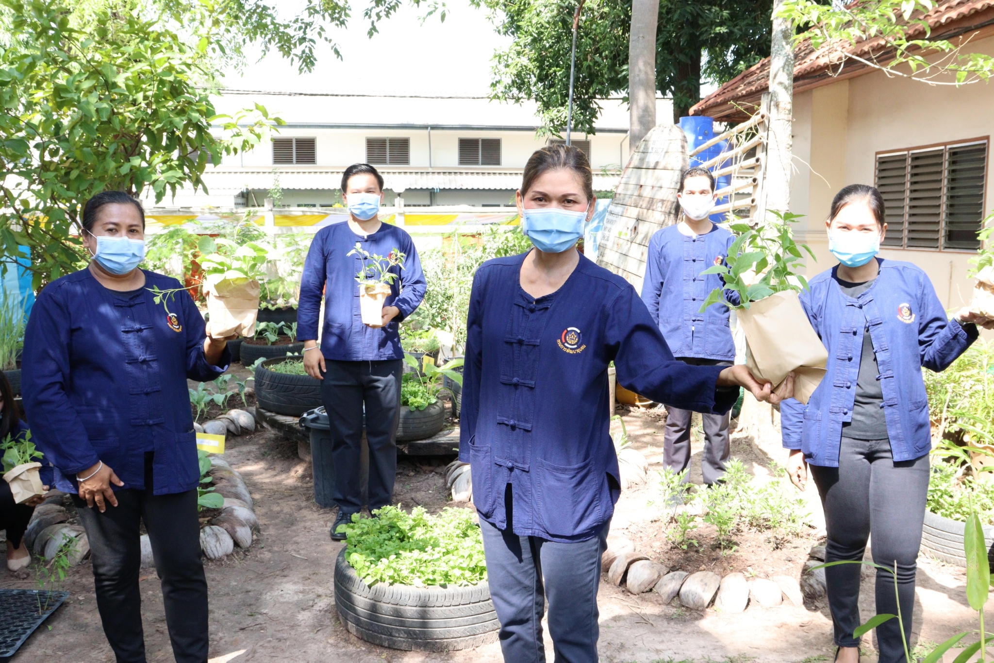 เปิดปฏิบัติการ QUICK WIN 90 วัน “ปลูกผักสวนครัว” เพื่อสร้างความมั่นคงทางอาหาร ต้านภัยวิกฤต ต่อสู้ COVID 19 ด้วยการร่วมกันปลูกผักสวนครัว