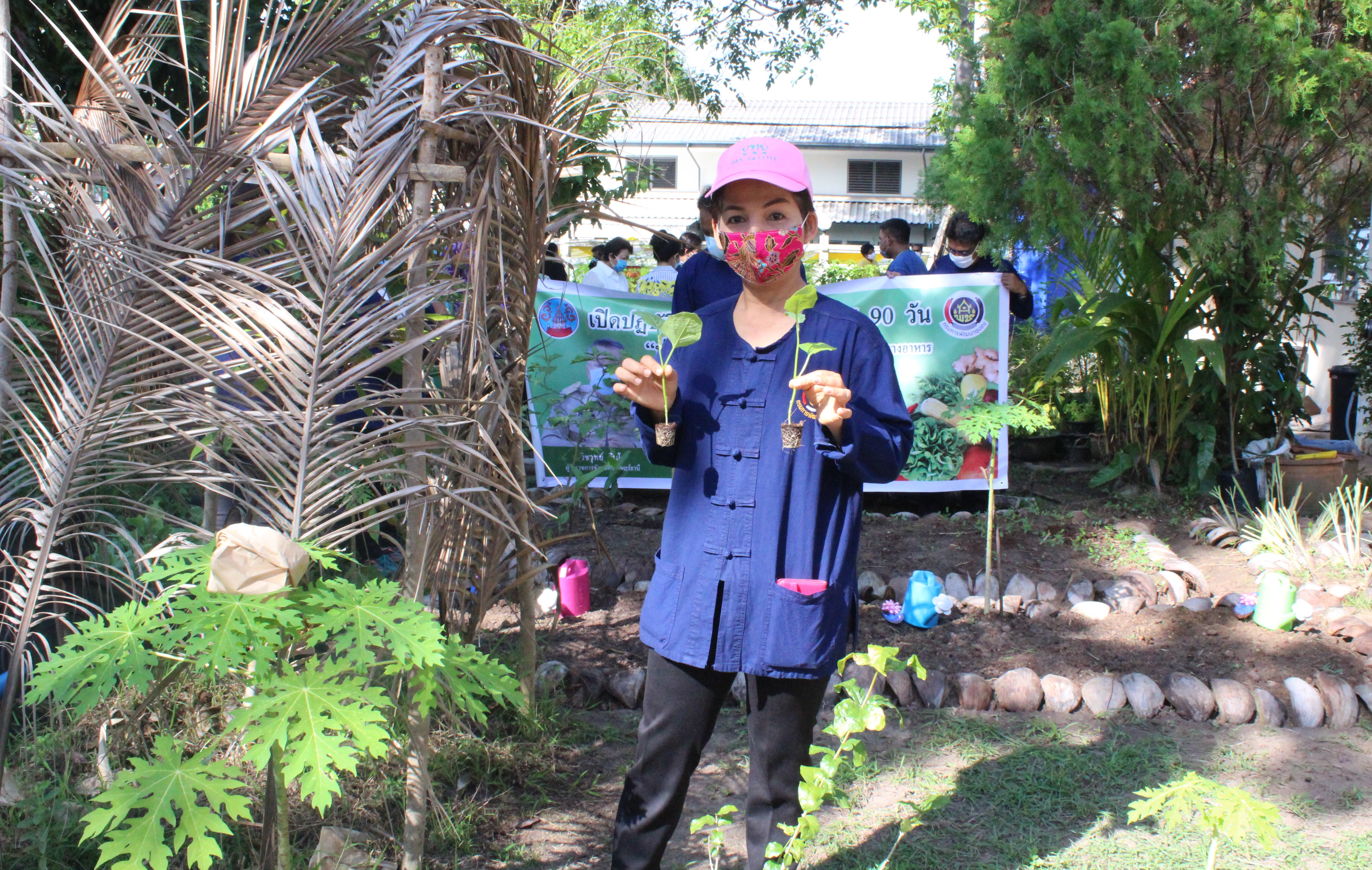 เปิดปฏิบัติการ QUICK WIN 90 วัน “ปลูกผักสวนครัว” เพื่อสร้างความมั่นคงทางอาหาร ต้านภัยวิกฤต ต่อสู้ COVID 19 ด้วยการร่วมกันปลูกผักสวนครัว