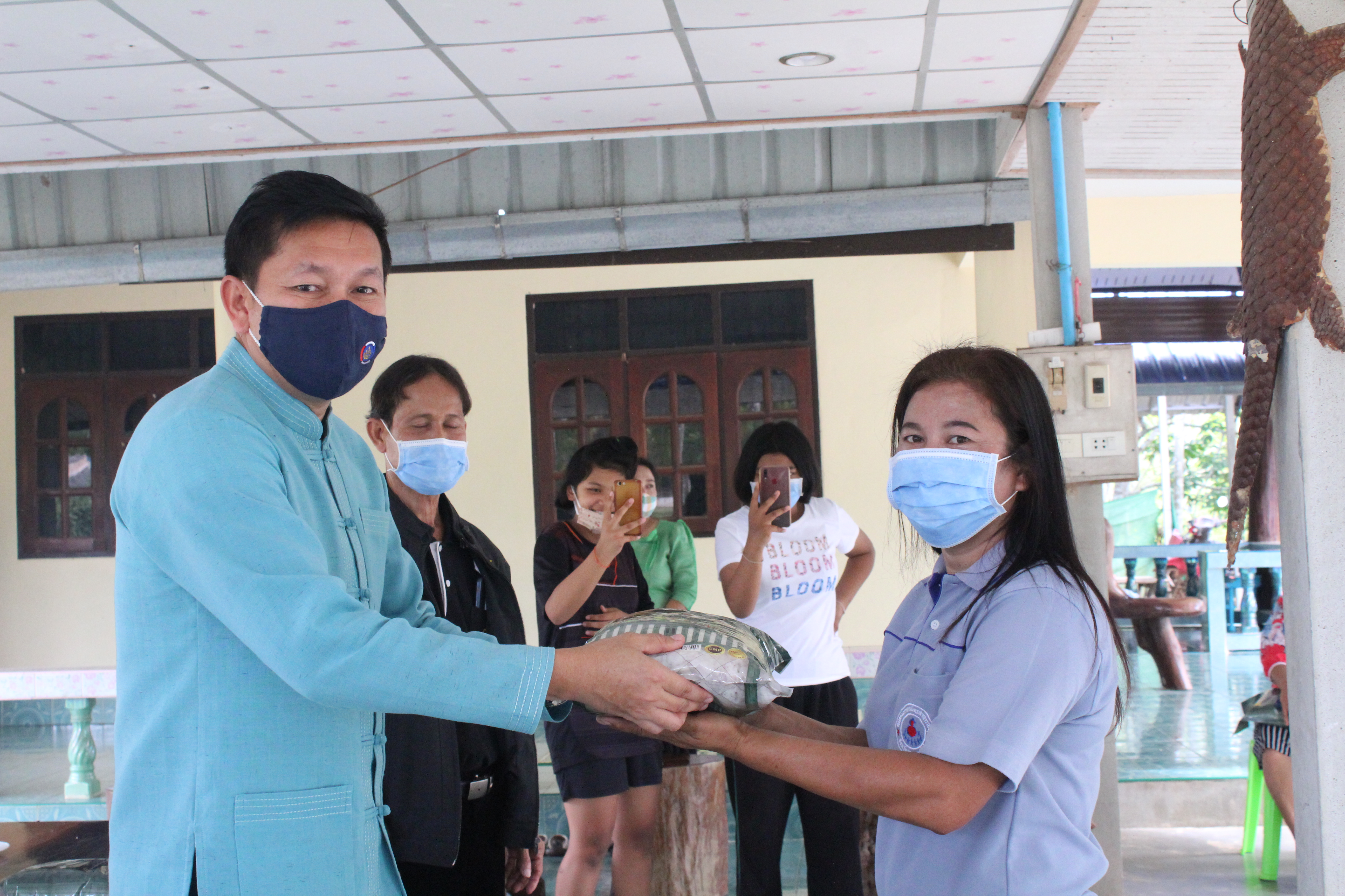 “รวมพลังกลุ่มออมทรัพย์ฯ ช่วยชุมชน เมืองคนดี”