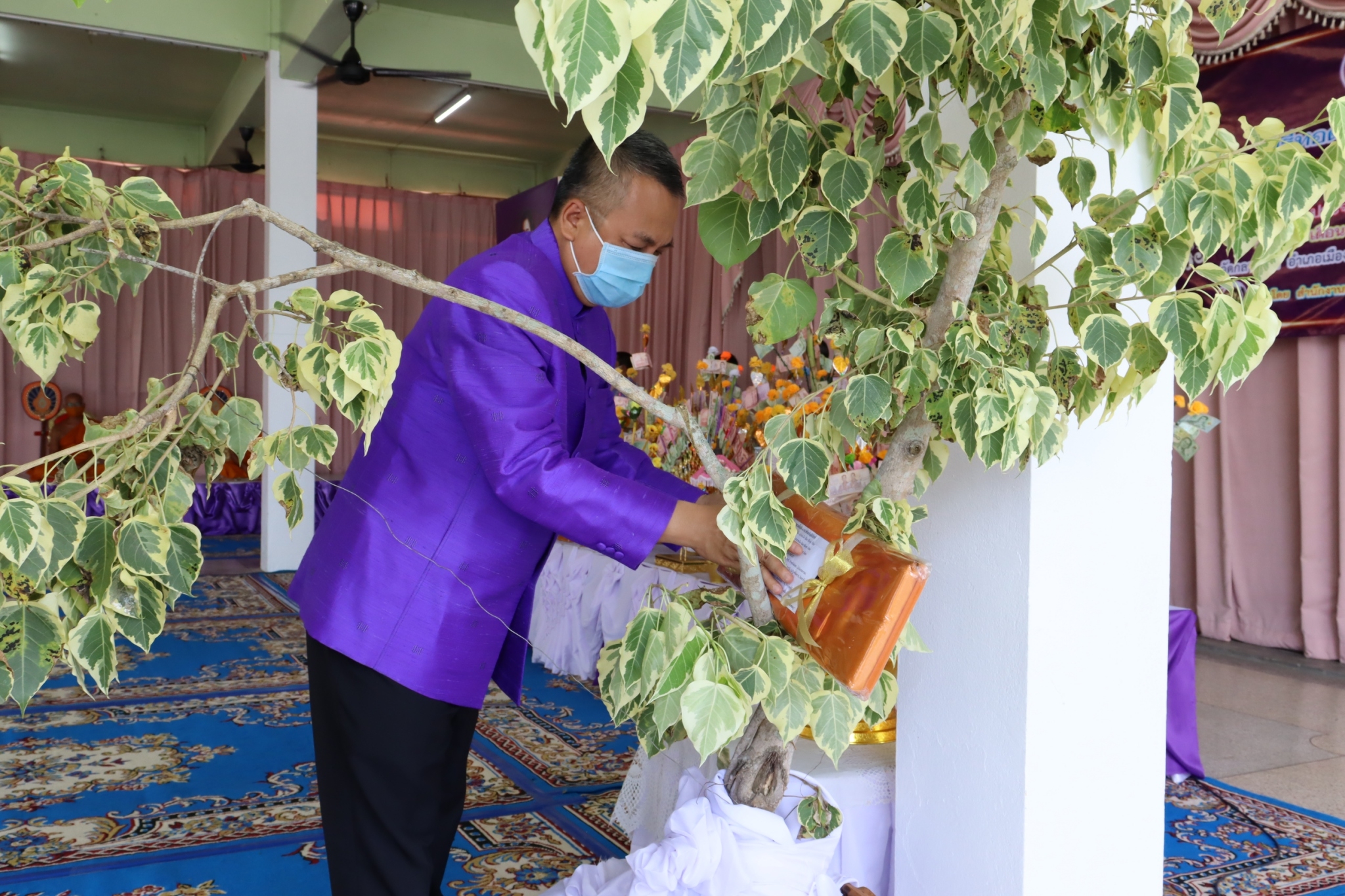 ทอดผ้าป่ากองทุนพัฒนาเด็กชนบทฯ ประจำปี 2563