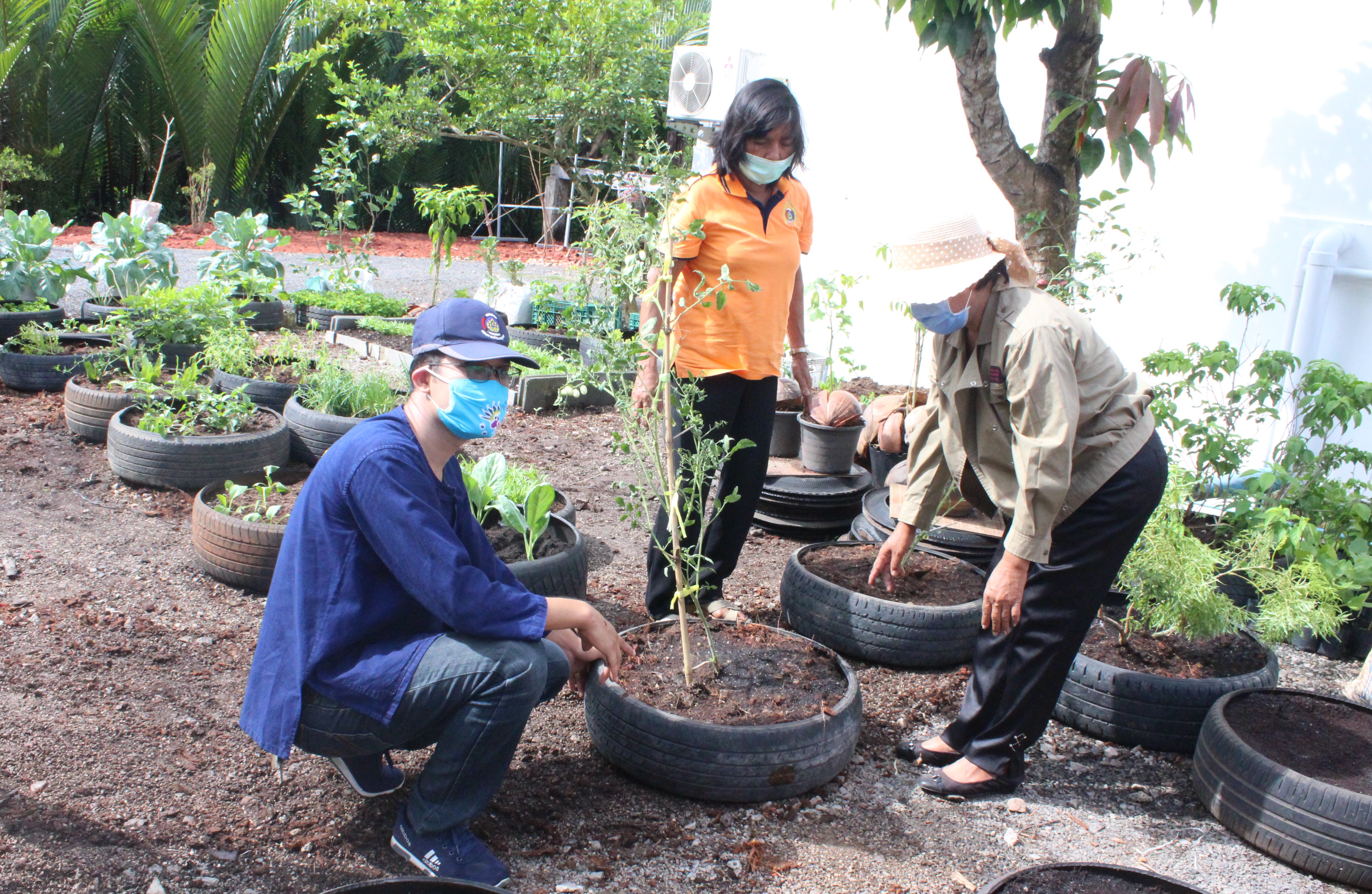 ร่วมปฏิบัติการ QUICK WIN บริเวณบ้านพักนายอำเภอเมืองสุราษฎร์ธานี