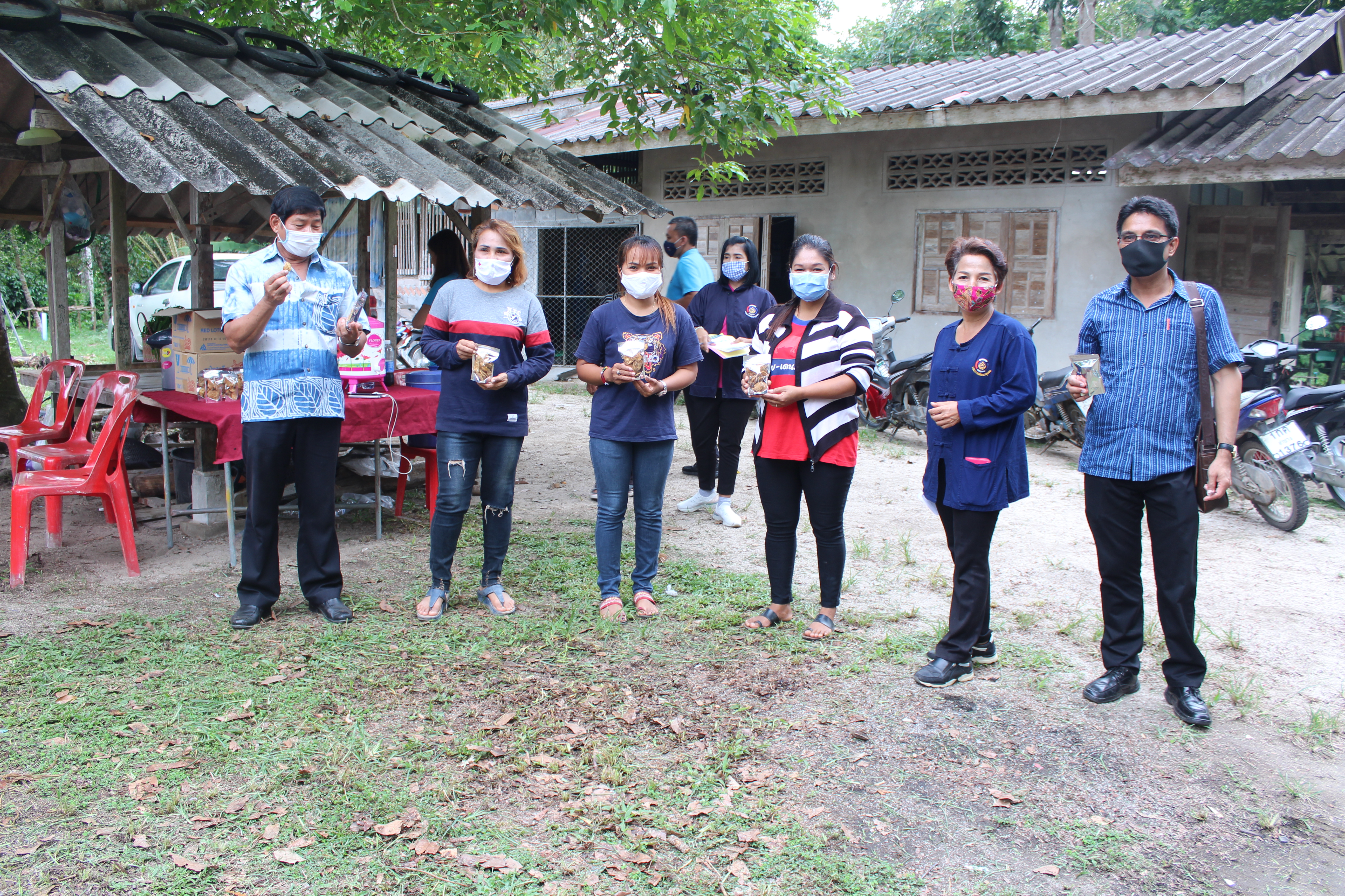 น้อมนำหลักปรัชญาของเศรษฐกิจพอเพียง สู่การปฏิบัติ