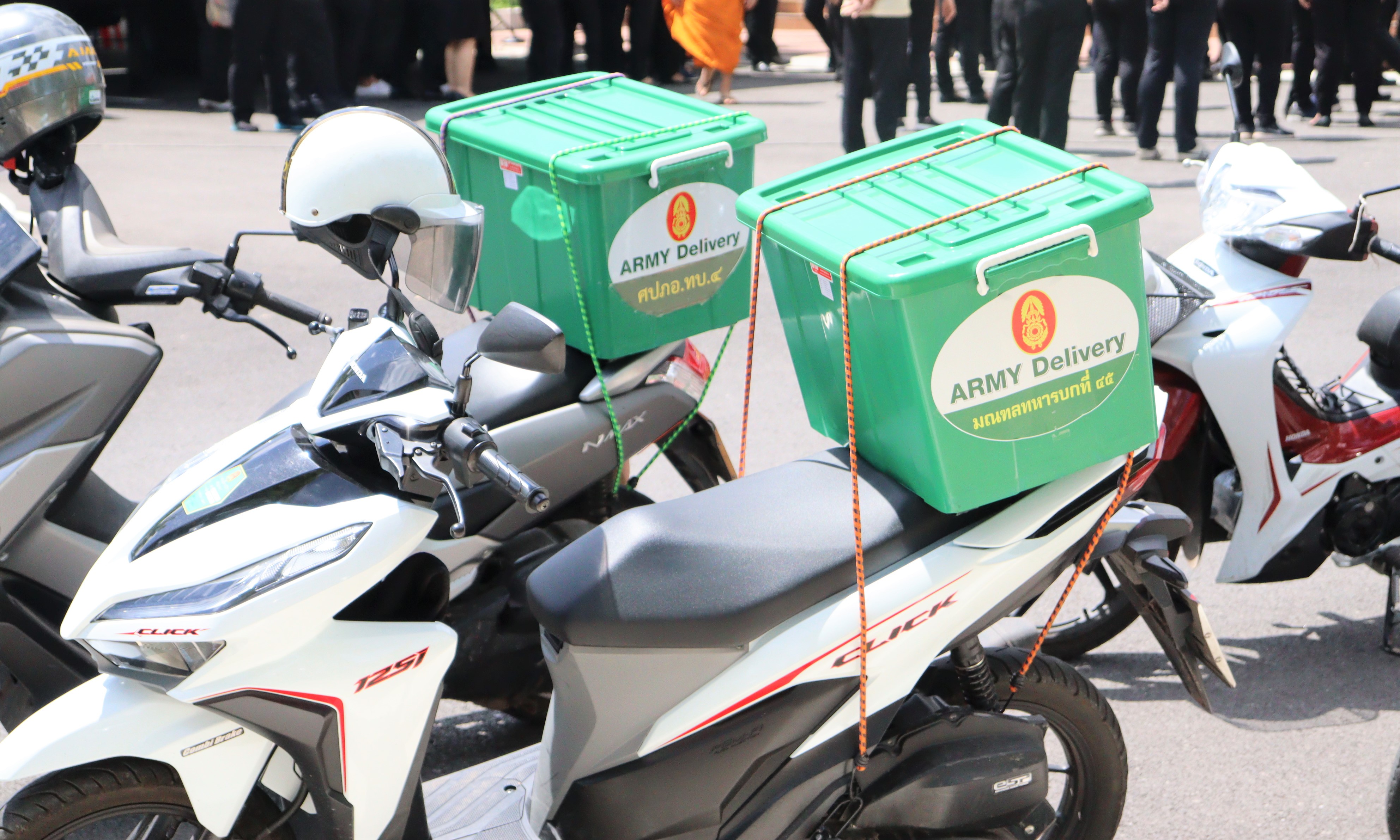 พจ.สุราษฎร์ธานี นำพืชผักสวนครัว มอบโรงครัวปรุงอาหาร