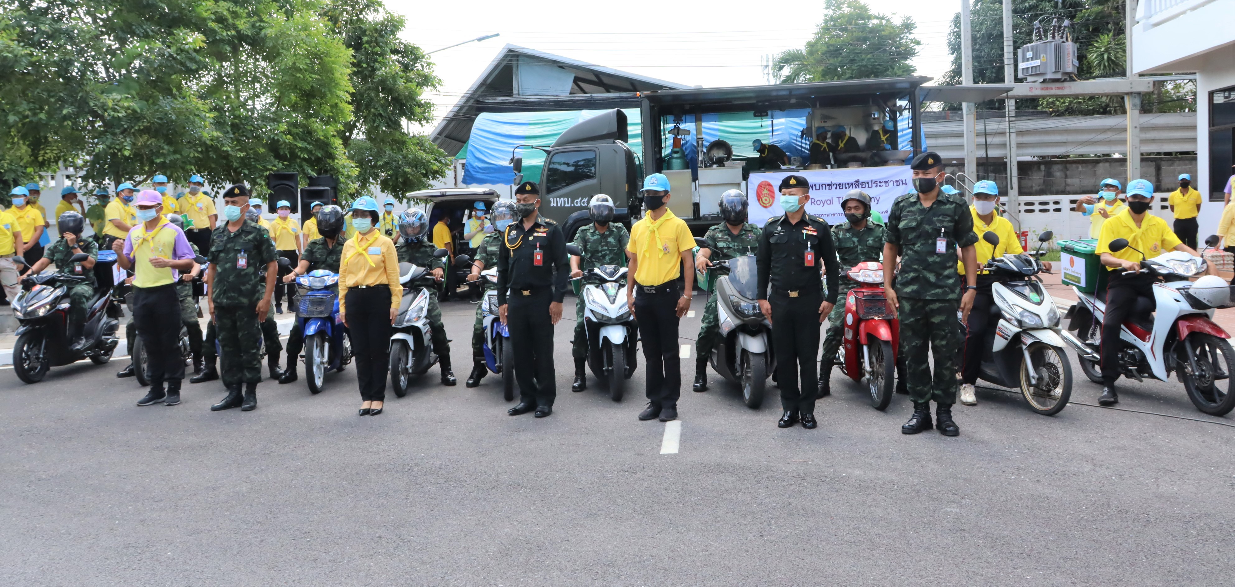 พจ.สุราษฎร์ธานี นำพืชผักสวนครัว มอบโรงครัวปรุงอาหาร