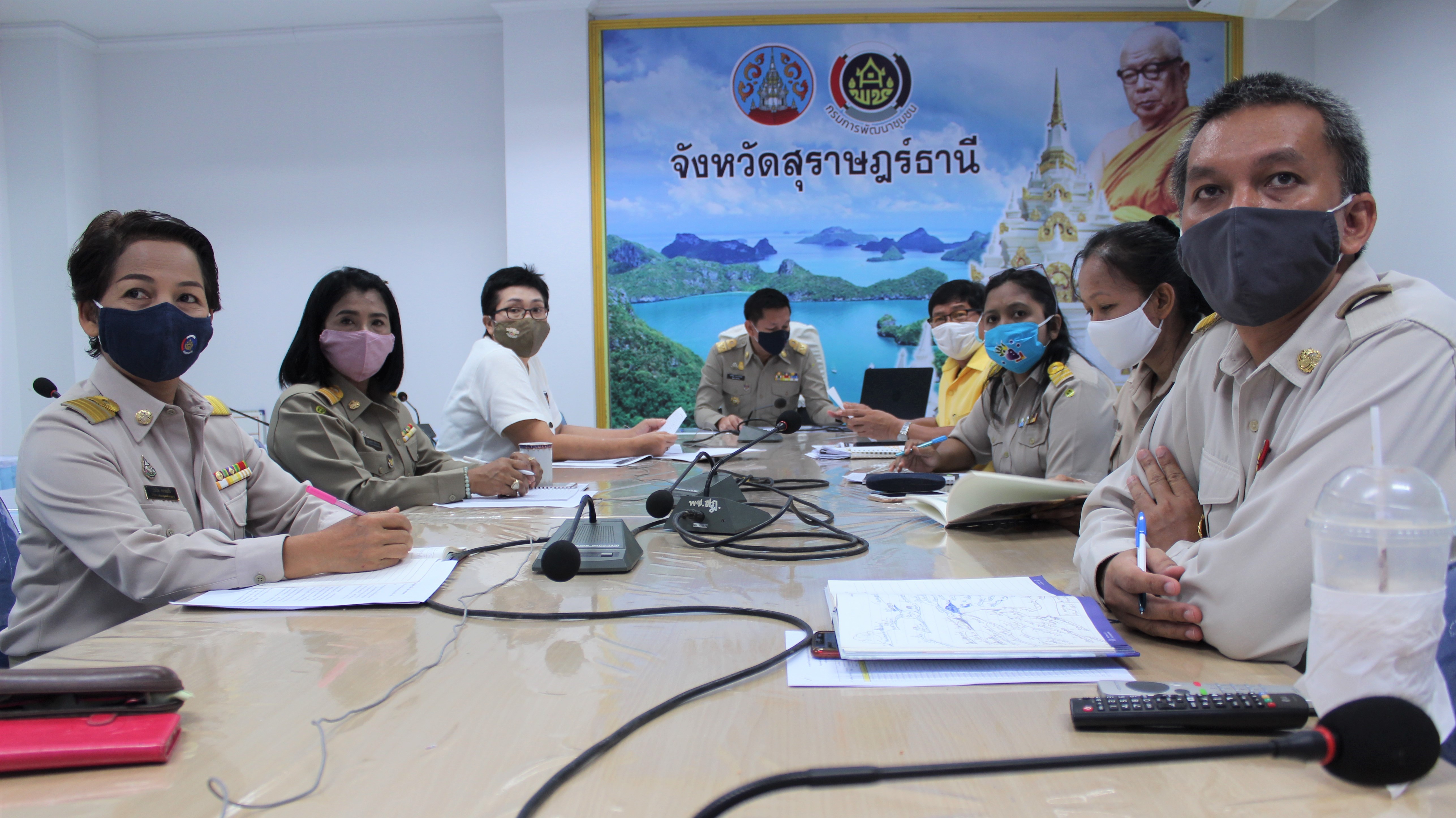 พจ.สุราษฎร์ธานี ร่วมรับฟังการประชุมคณะทำงานติดตามเร่งรัดการใช้จ่ายงบประมาณรายจ่าย ครั้งที่ 2/2563 ประจำปีงบประมาณ พ.ศ. 2563