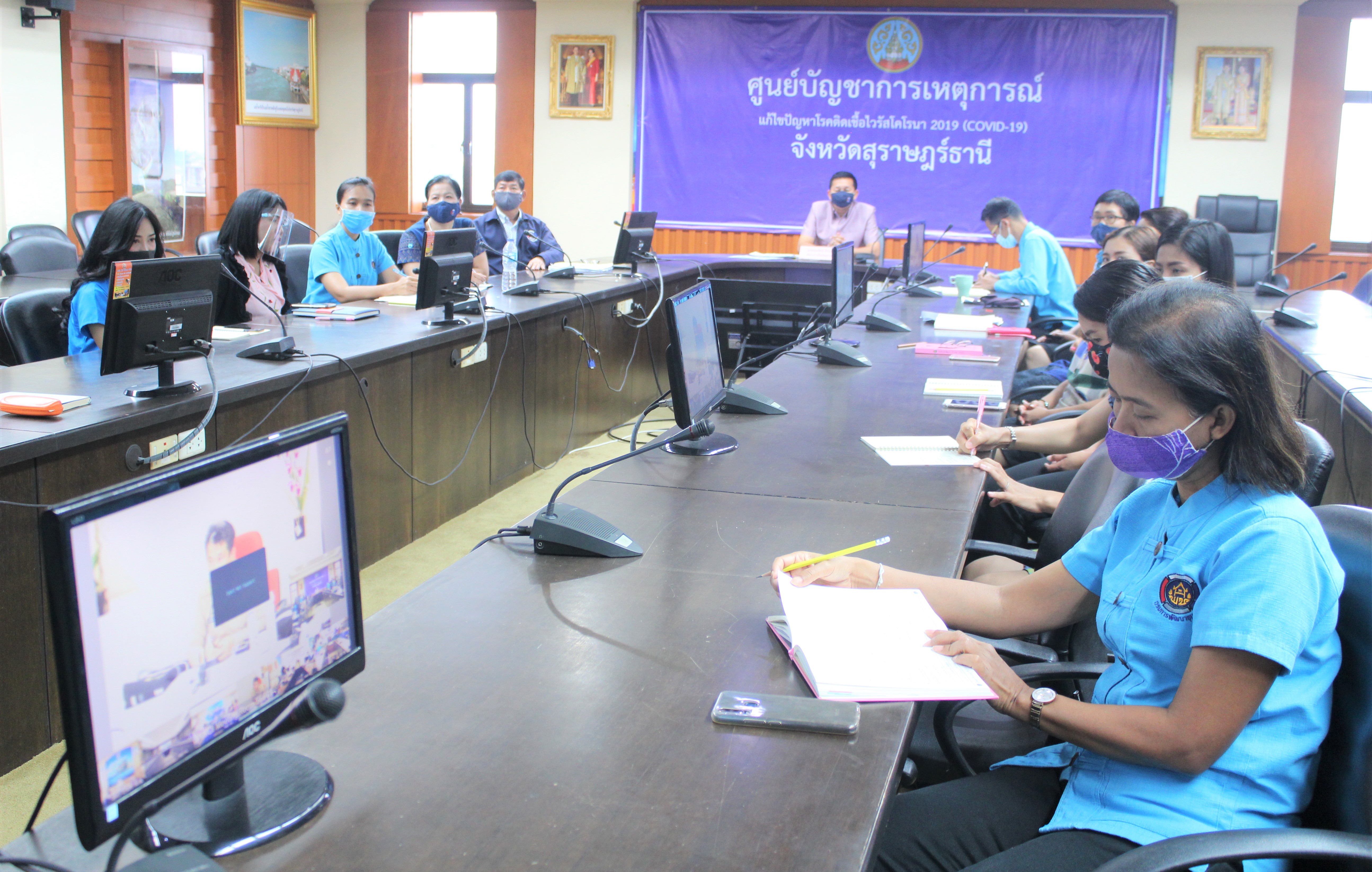 พช.สุราษฎร์ธานี ร่วมรับฟังการประชุมกรมการพัฒนาชุมชน ครั้งที่ 5/2563