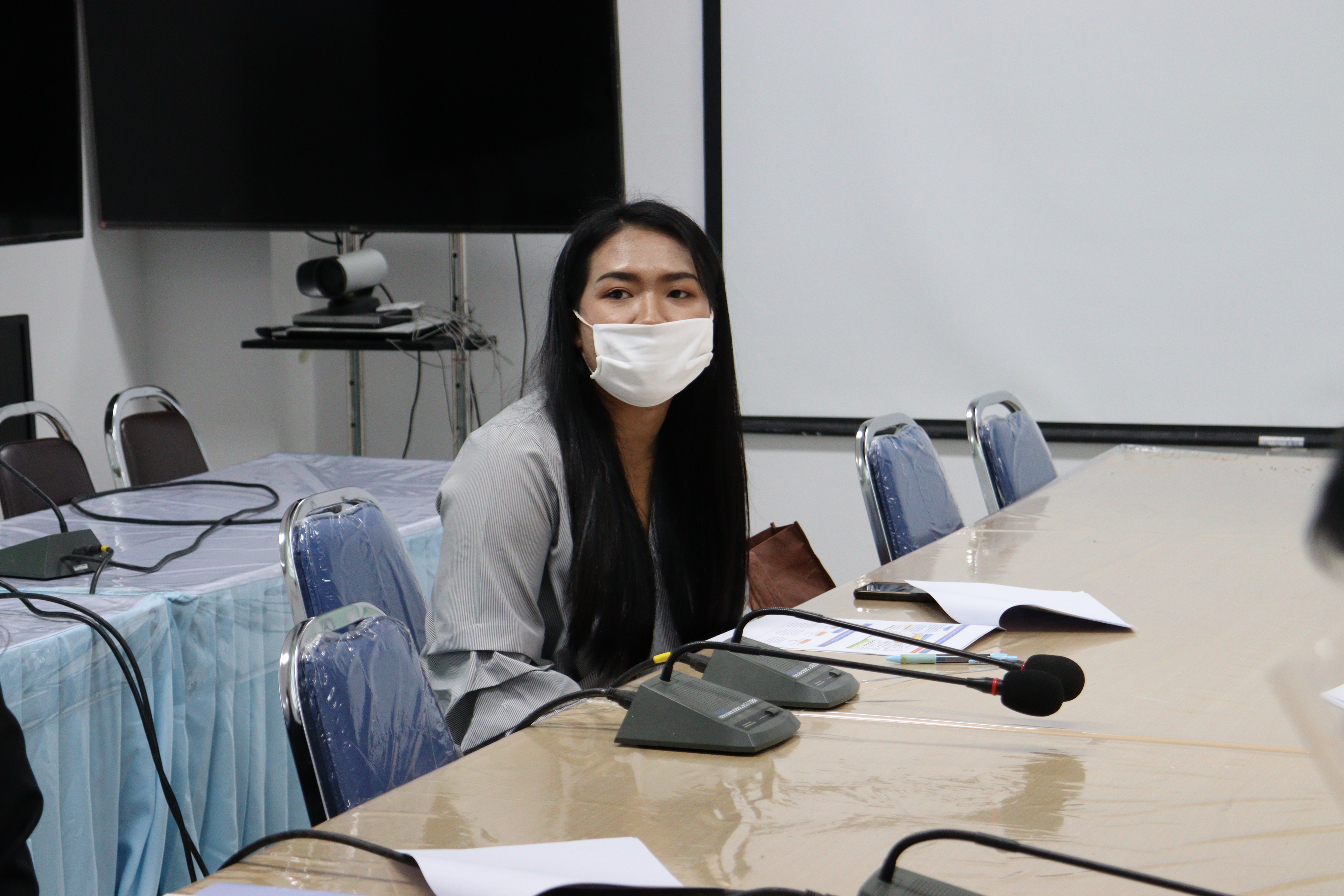 พช.สุราษฎร์ธานี ปฐมนิเทศนักการตลาดรุ่นใหม่ (OTOP)