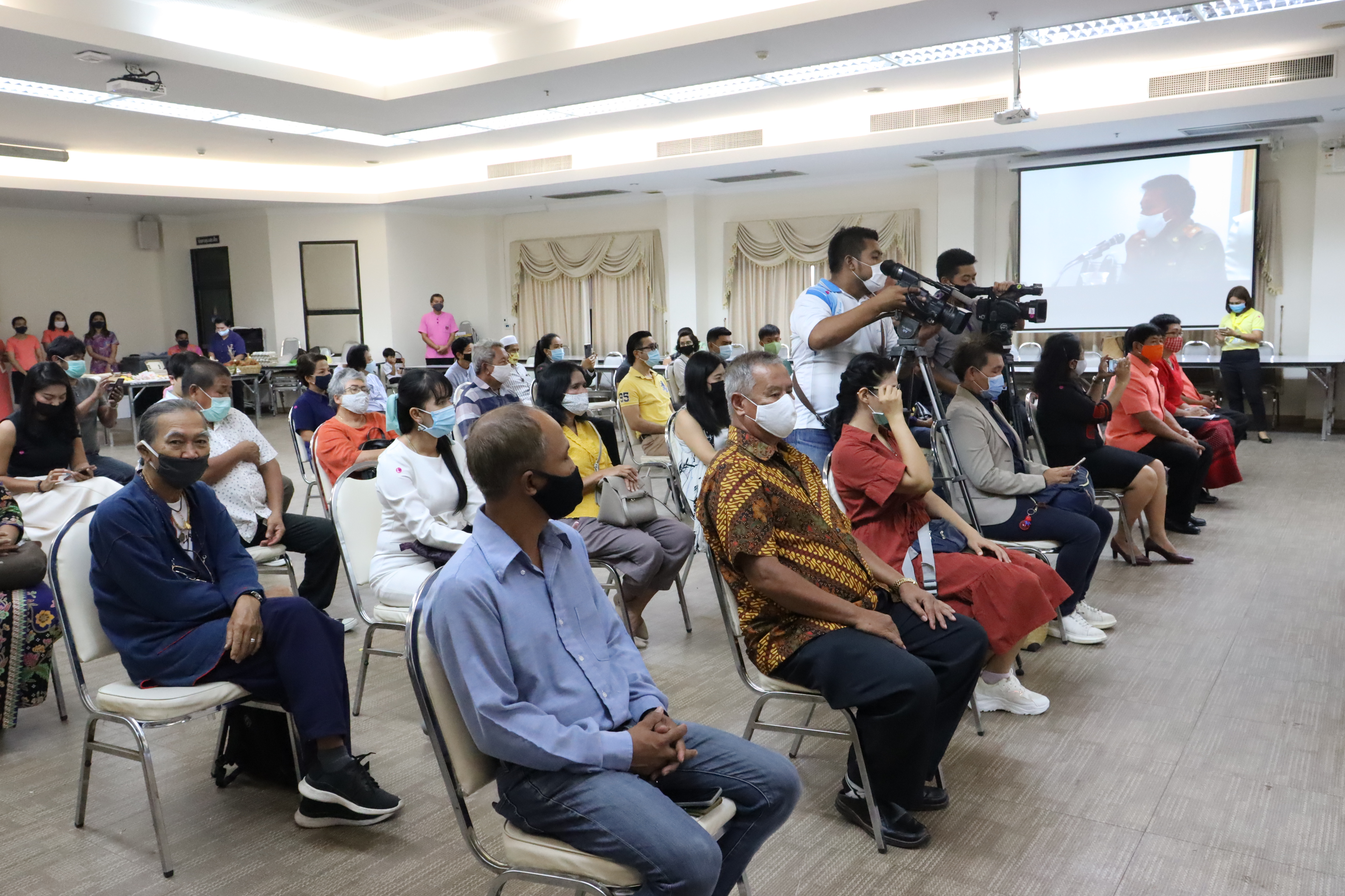 พจ.สุราษฎร์ธานี  เดินหน้าโครงการสุราษฎร์มีดี  ด้วยการทำ MOU กับ 4 หน่วยงานหลักและ 4 เครือข่าย