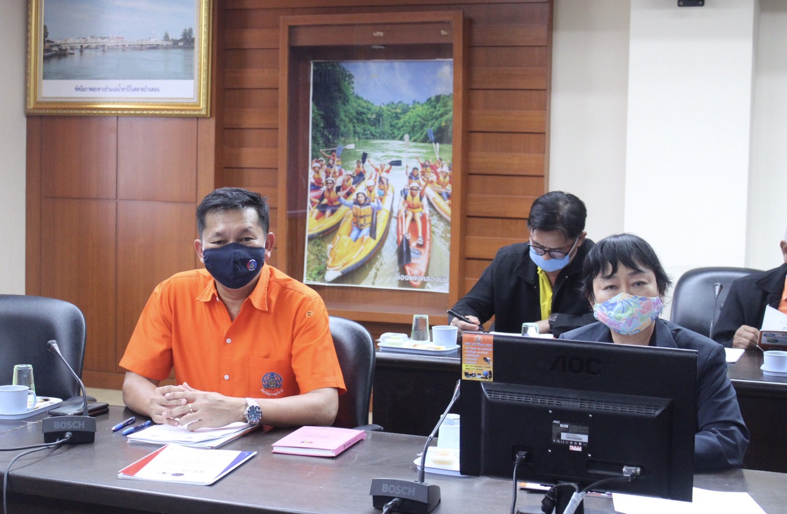 สำนักงานพัฒนาชุมชนจังหวัดสุราษฎร์ธานี เดินหน้าขับเคลื่อนนโยบายสานพลังประชารัฐจังหวัดสุราษฎร์ธานี