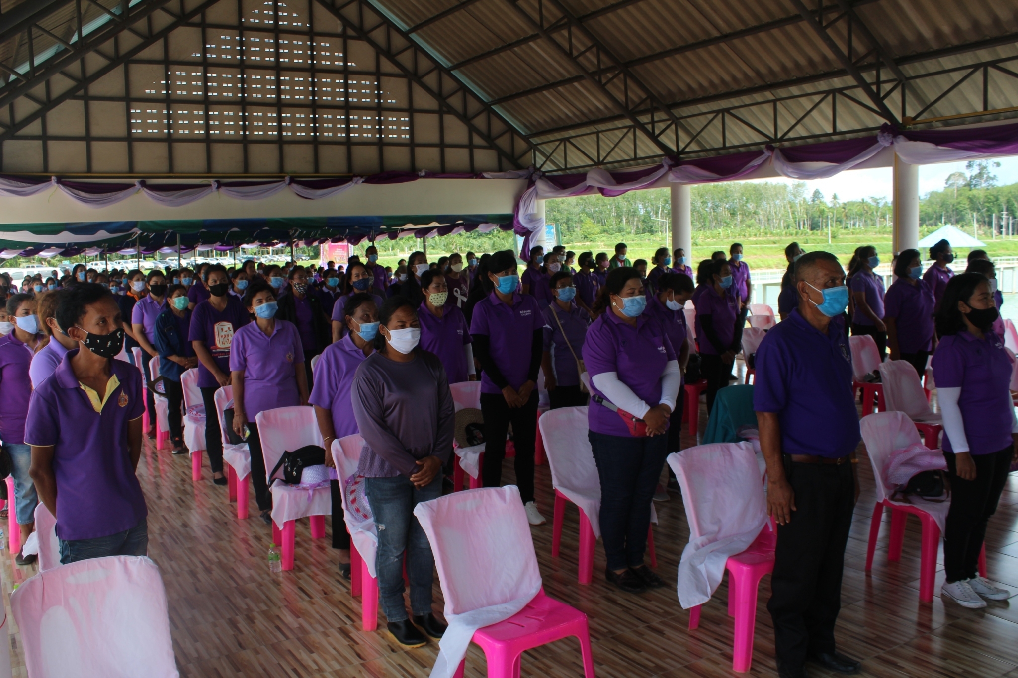 จัดกิจกรรมรวมพลังสตรีอาสาพัฒนา ปลูกป่าเฉลิมพระเกียรติ