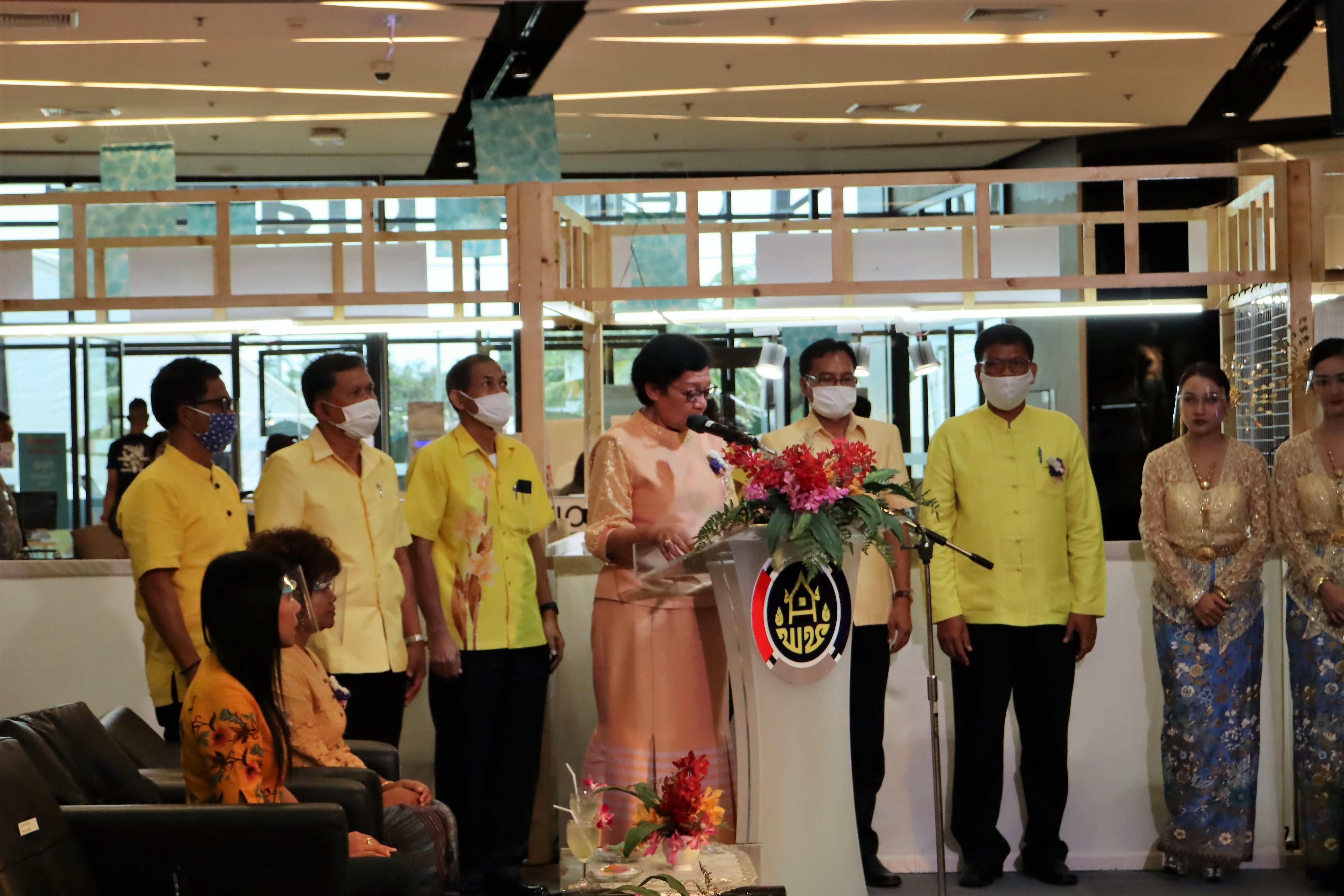 พช.สุราษฎร์ธานี เชิญช้อป แชะ ชิม ชม ของดีอ่าวไทย