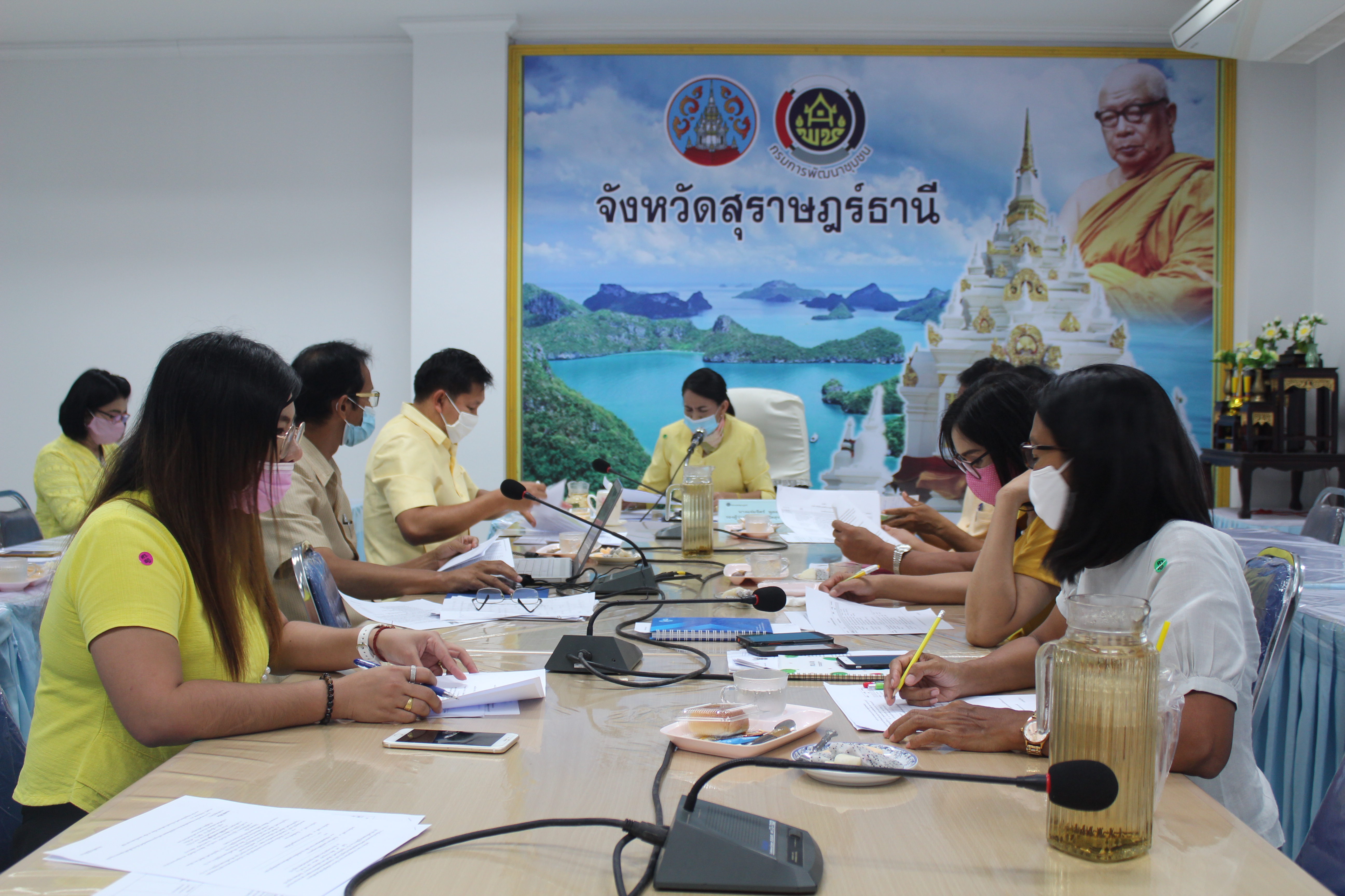 พช.สุราษฎร์ธานี  พิจารณาคัดเลือกบุคคลต้นแบบและเชิดชูเกียรติ