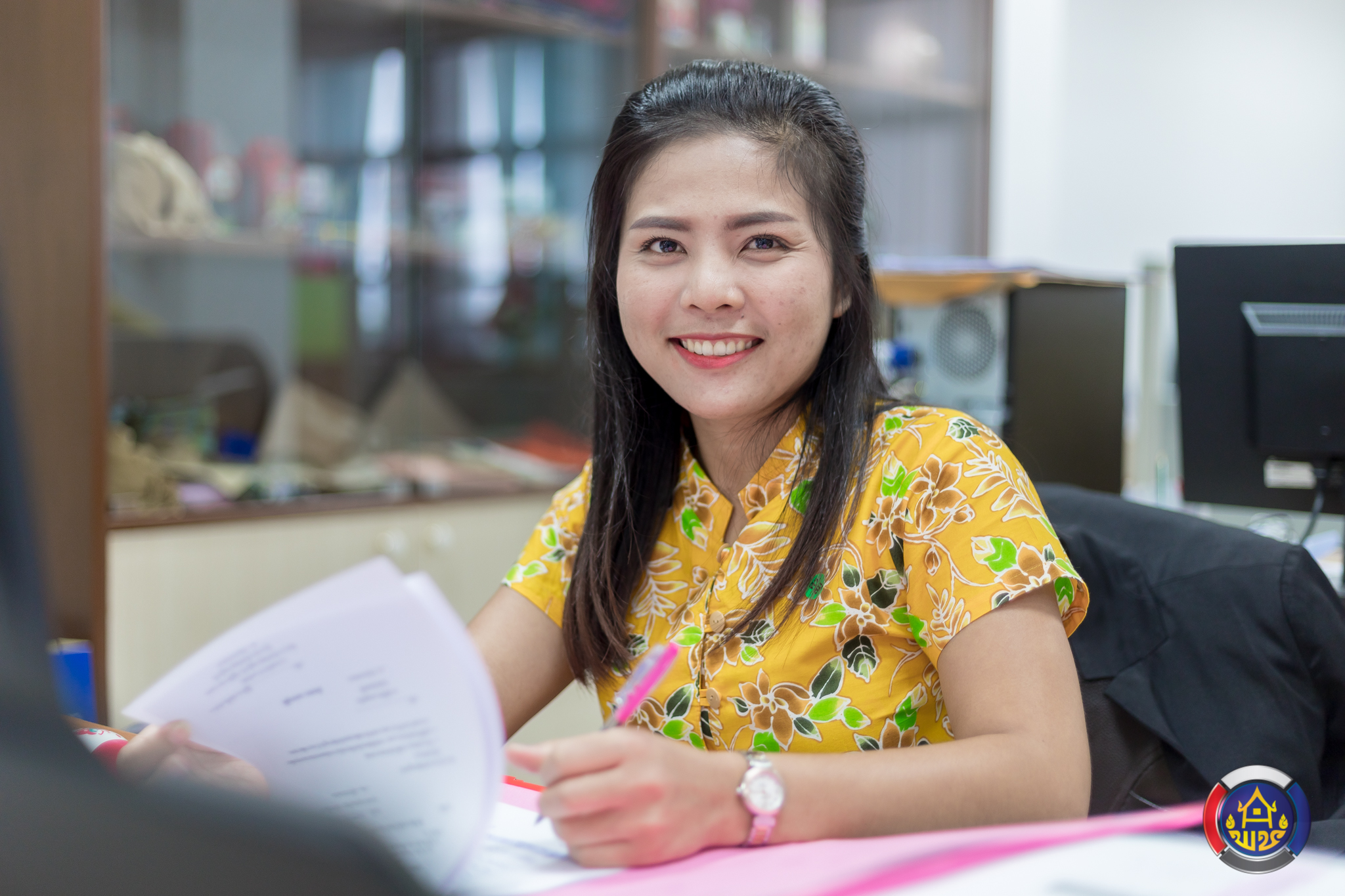 พช.สุราษฎร์ธานี เรียบง่าย สไตล์ผ้าไทย