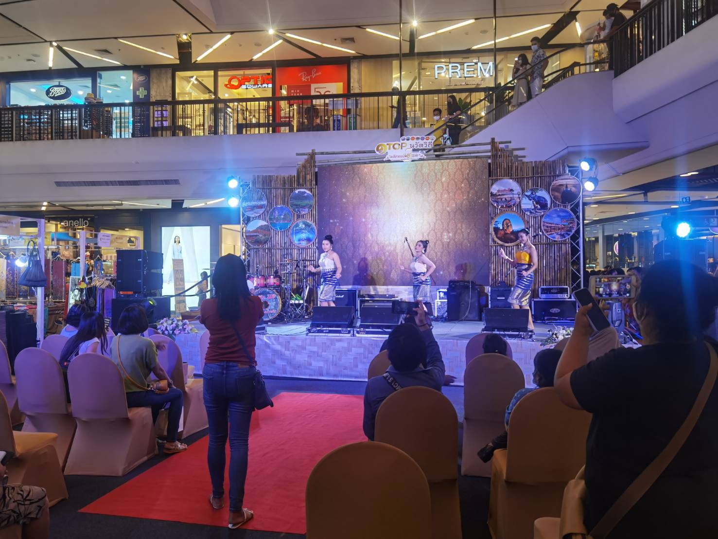 ปิดฉากลงแล้ว กับงาน “OTOP นวัตวิถี มหัศจรรย์ศรีวิชัย” ที่เซ็นทรัล พลาซ่า สุราษฎร์ธานี