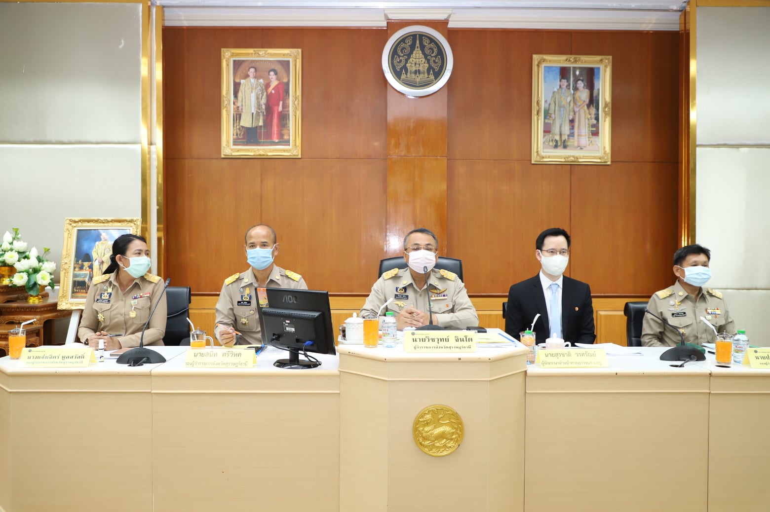 จังหวัดสุราษฎร์ธานี  มอบเกียรติบัตรเชิดชูเกียรติบุคคลต้นแบบ “การน้อมนำพระราชดำริของสมเด็จพระกนิษฐาธิราชเจ้า กรมสมเด็จพระเทพรัตนราชสุดาฯ สยามบรมราชกุมารี  สู่การขับเคลื่อนแผนปฏิบัติการ 90 วัน “ปลูกผักสวนครัว เพื่อสร้างความมั่นคงทางอาหาร”