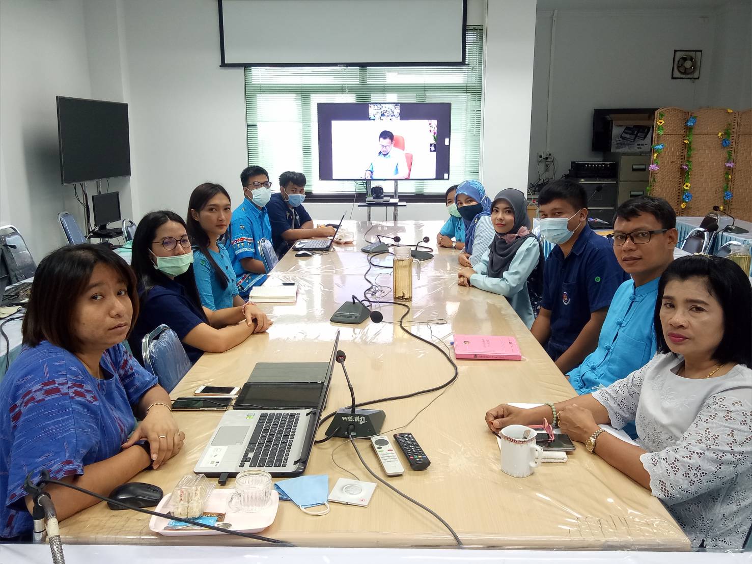 พช.สุราษฎร์ธานี  พร้อมเพิ่มเติมทักษะความรู้การใช้ระบบวิเคราะห์ข้อมูล