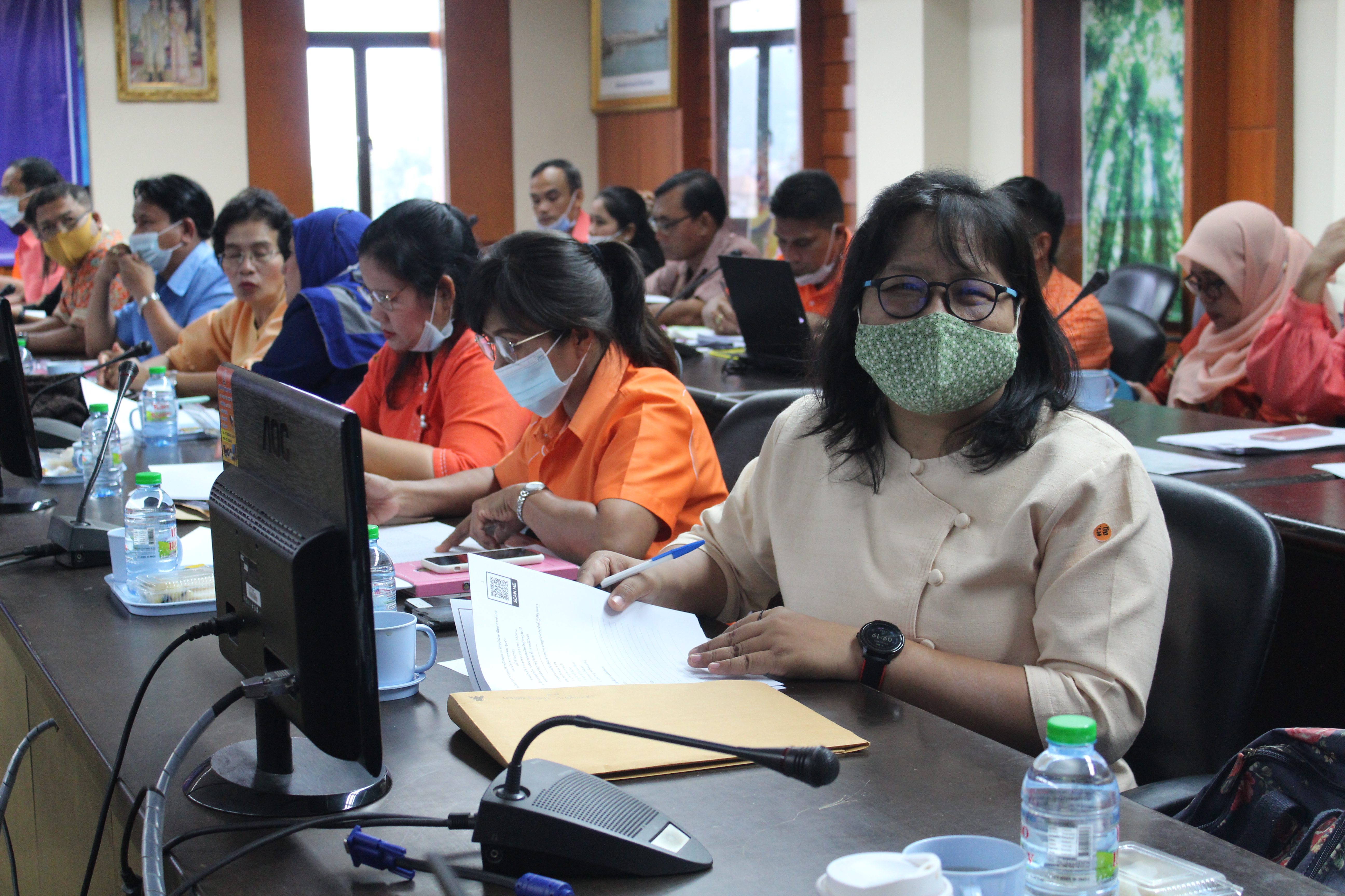 พช.สุราษฎร์ธานี  ประชุมประจำเดือนผู้อำนวยการกลุ่มงาน พัฒนาการอำเภอ และนักวิชาการพัฒนาชุมชน ครั้งที่ 8/2563