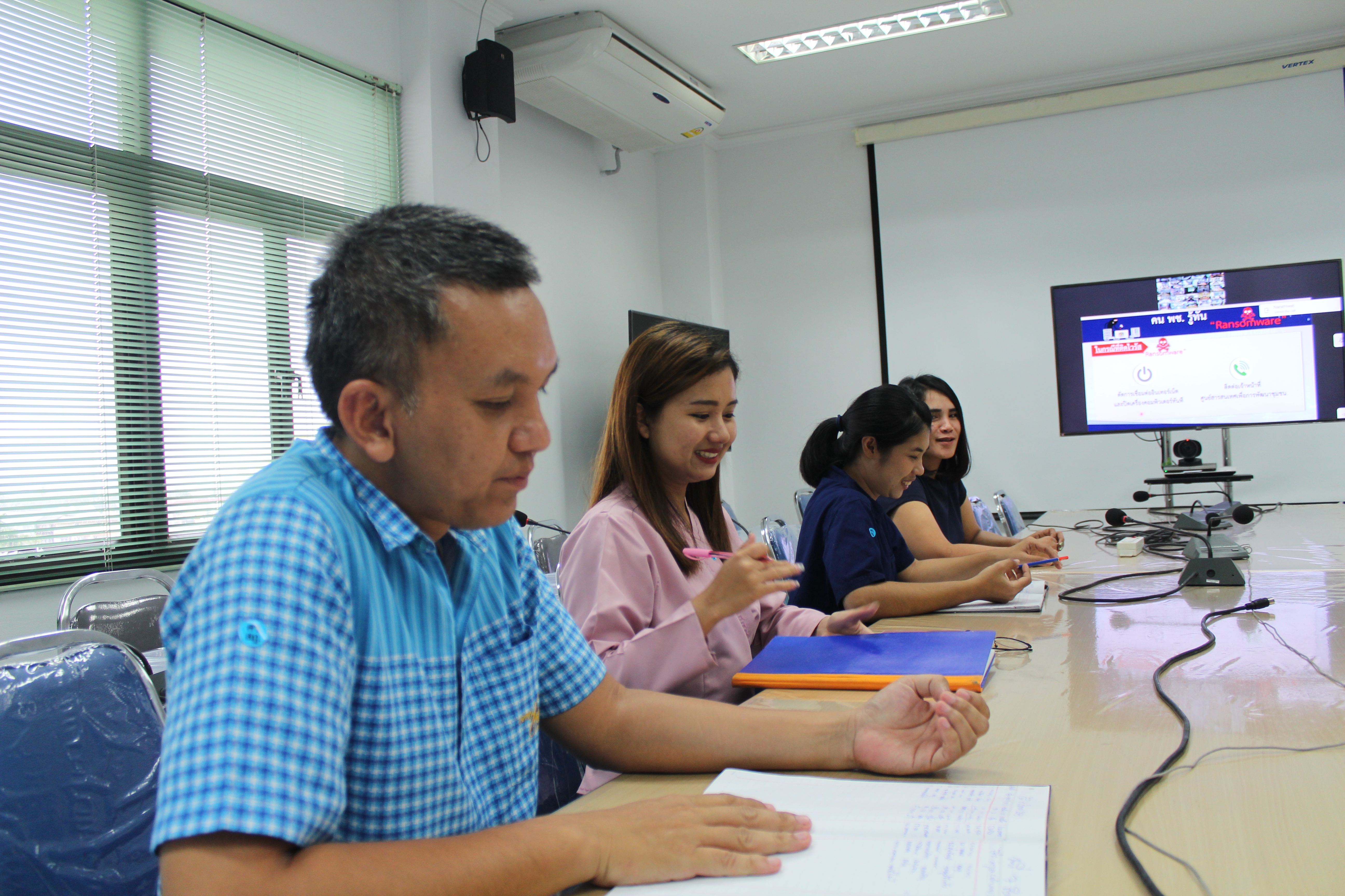 พช.สุราษฎร์ธานี เตรียมพร้อมตรวจสอบสิทธิ์การใช้งานอินเทอร์เน็ต