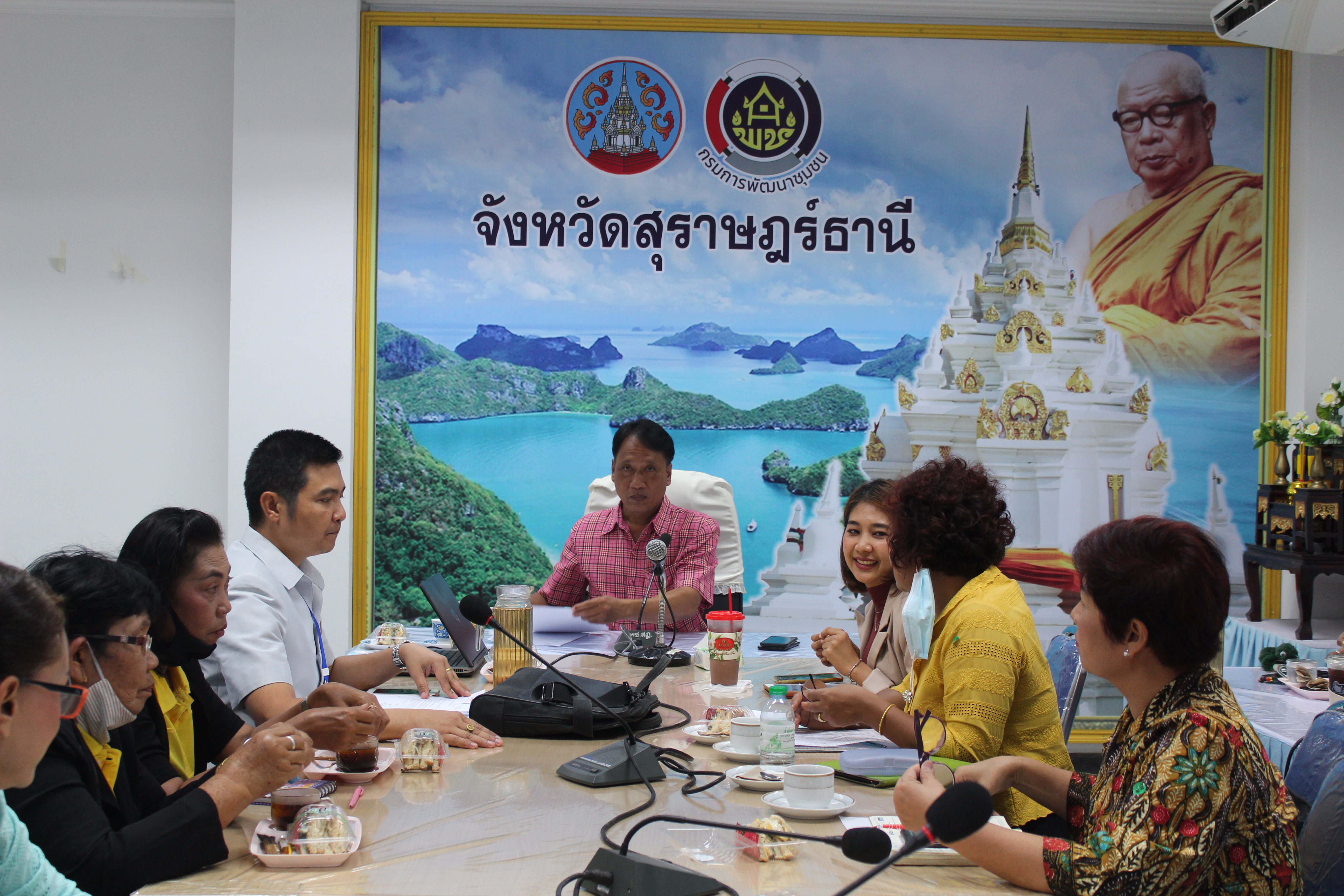 พช.สุราษฎร์ธานี  คัดเลือกคณะกรรมการเครือข่ายหนึ่งตำบล หนึ่งผลิตภัณฑ์ระดับจังหวัด