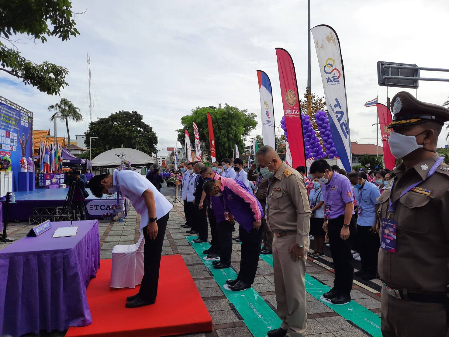 รมช.สาธารณสุข เปิดการแข่งขันจักรยานทางไกลนานาชาติเฉลิมพระเกียรติ สเตจที่ 3