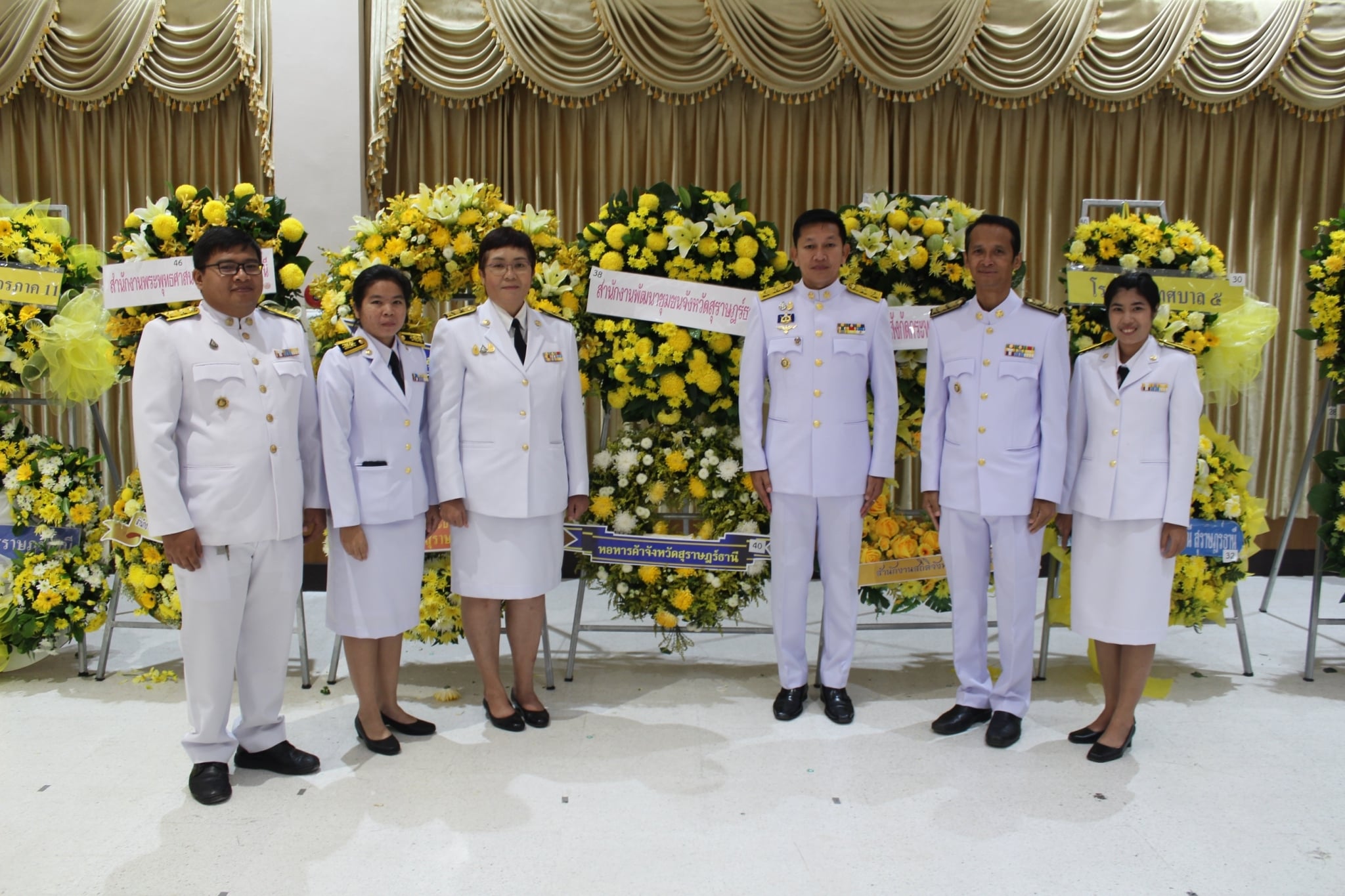 “พช.สุราษฎร์ธานี”  ร่วมพิธีบำเพ็ญกุศลและพิธีน้อมรำลึกเนื่องในวันคล้ายวันสวรรคต พระบาทสมเด็จพระบรมชนกาธิเบศร มหาภูมิพลอดุลยเดชมหาราช บรมนาถบพิตร  