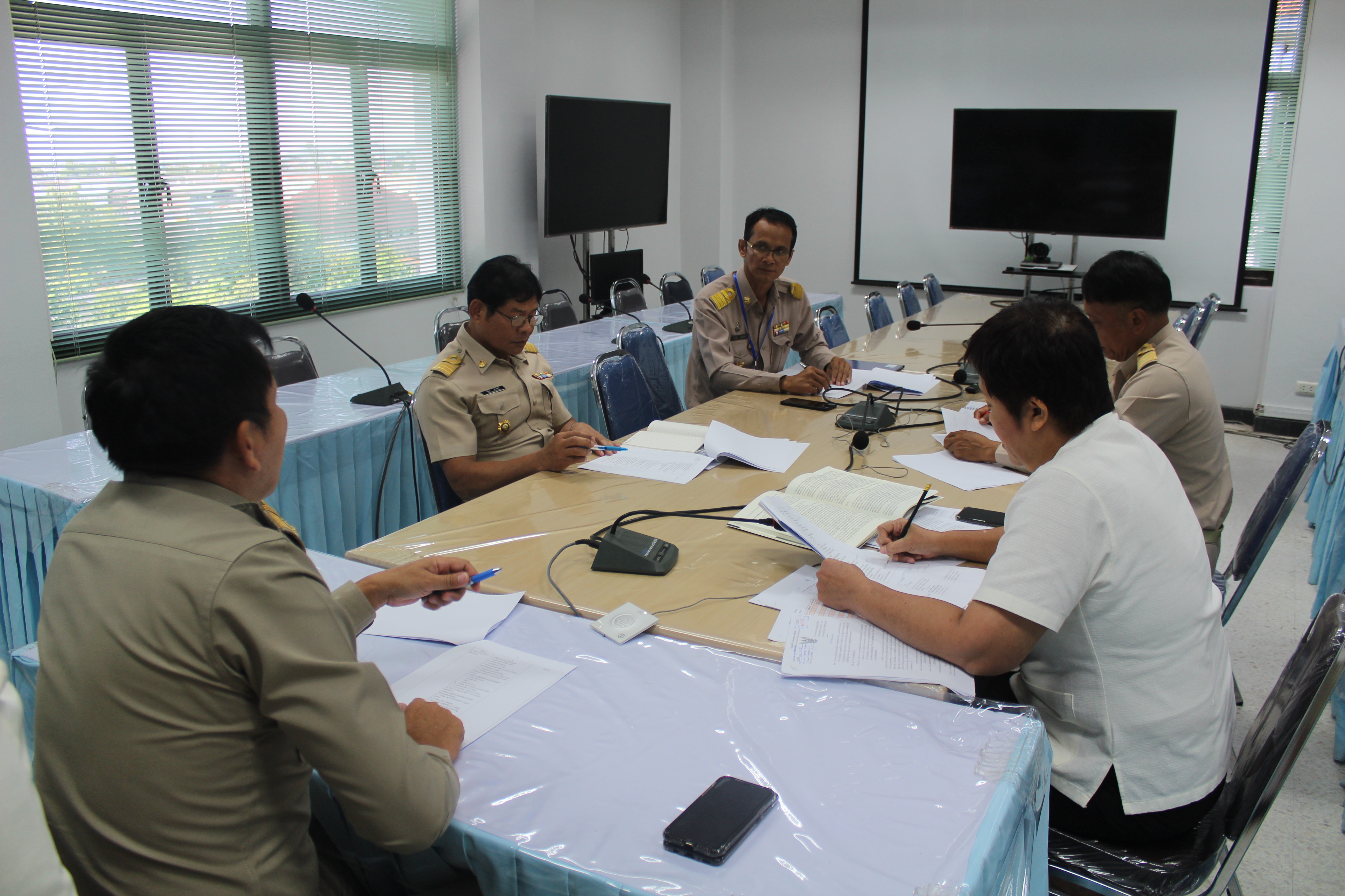 พช.สุราษฎร์ธานี จัดกระบวนทัศน์ ขับเคลื่อนงานพัฒนาชุมชน ประจำปีงบประมาณ 2564