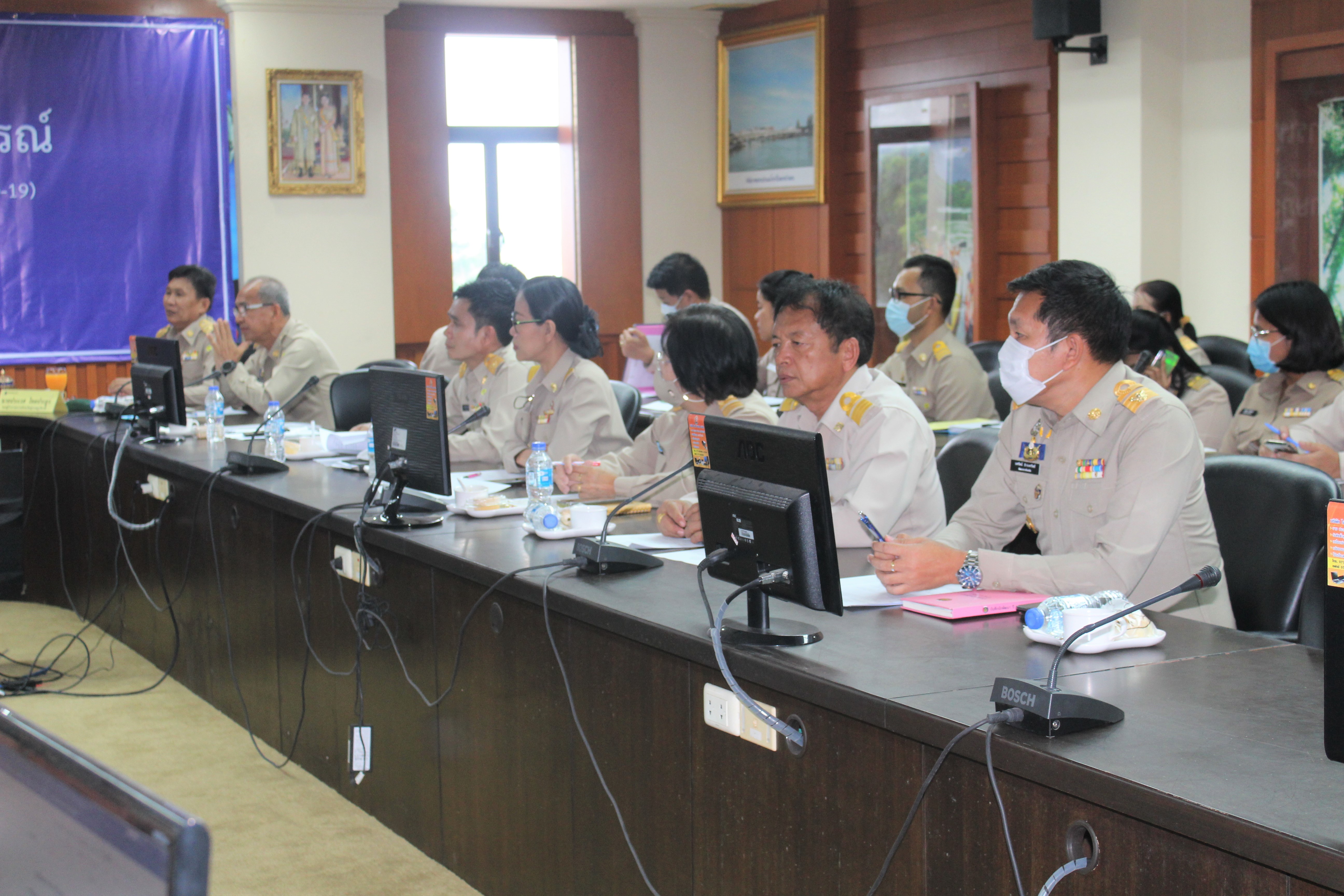 พจ.สุราษฎร์ธานี  ร่วมประชุมเตรียมการจัดงาน “สดุดีเทิดไท้องค์ราชัน”
