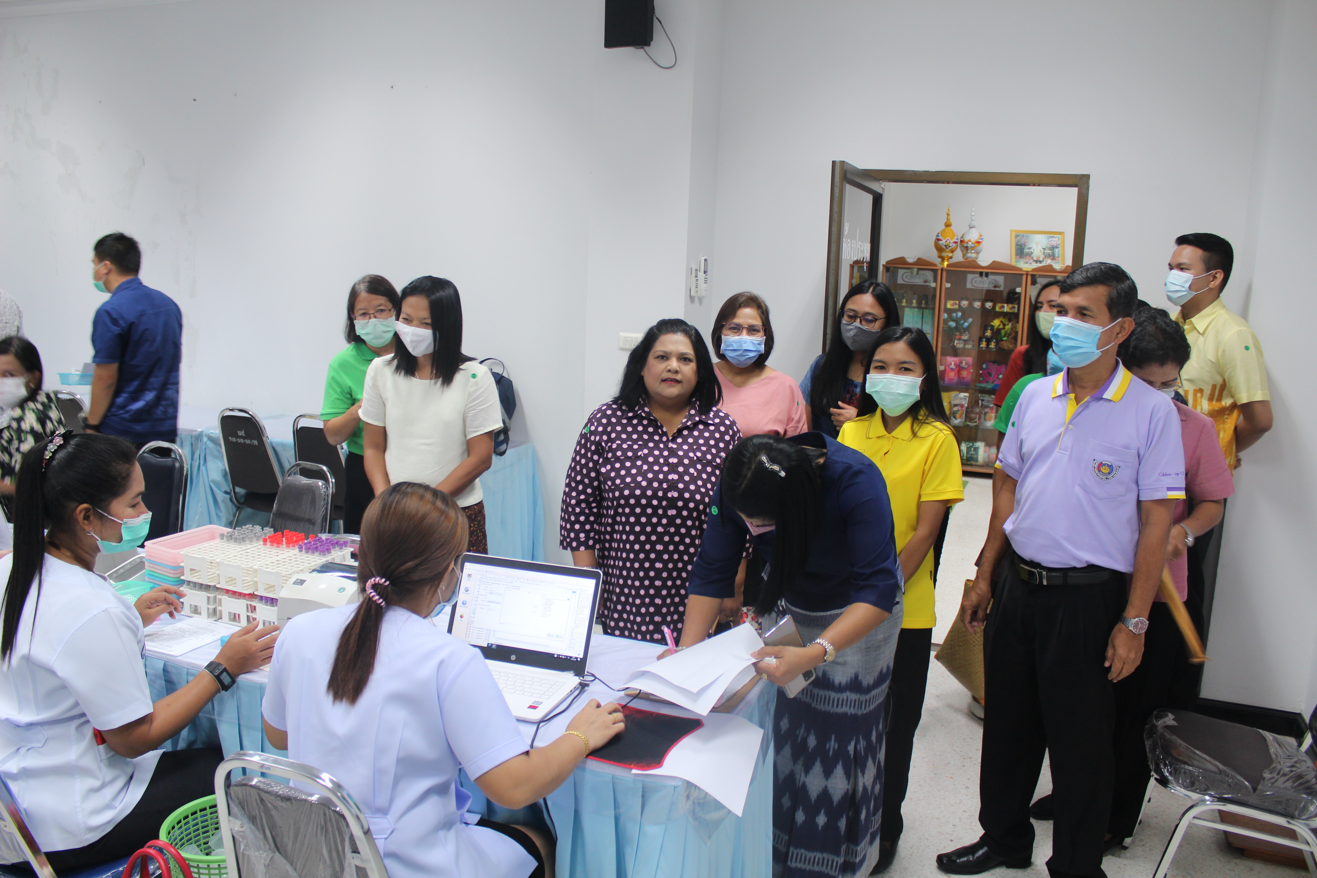 พช.สุราษฎร์ธานี  เติมพลังเชิงรุก มุ่งสร้างความผาสุกแก่องค์กรและบุคลากรข้าราชการสำนักงานพัฒนาชุมชนจังหวัดสุราษฎร์ธานี