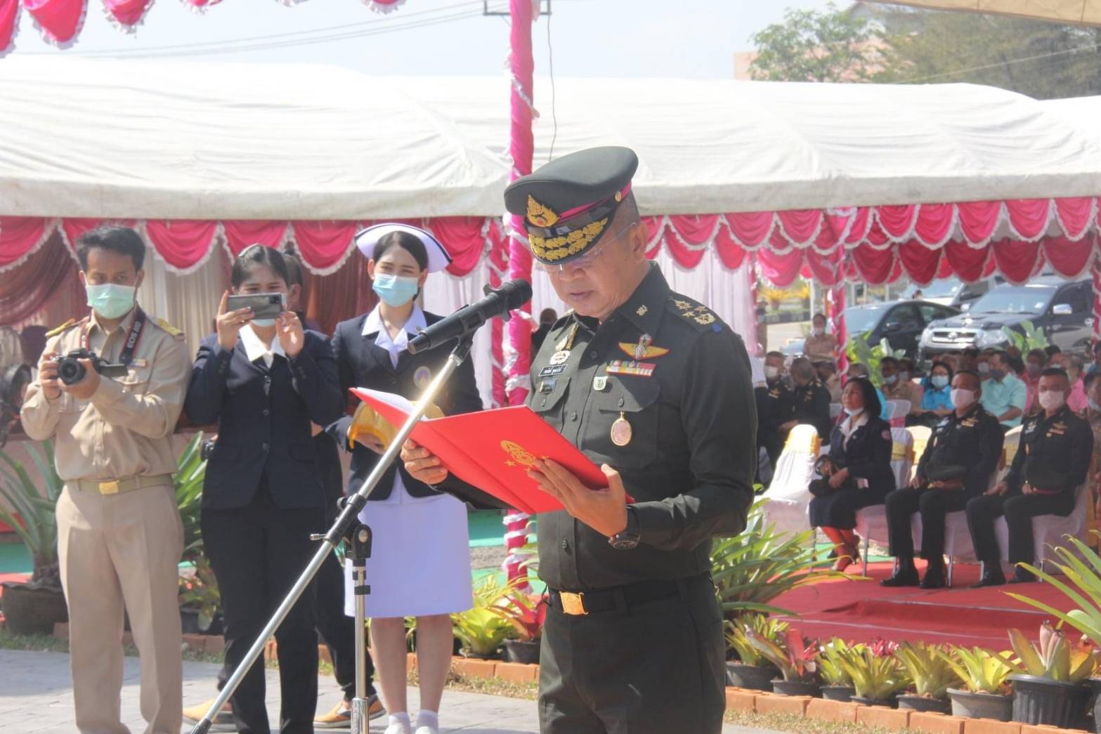 สำนักงานพัฒนาชุมชนสุราษฎร์ธานี ร่วมพิธี “วันวิภาวดีรังสิต” ประจำปี 2564