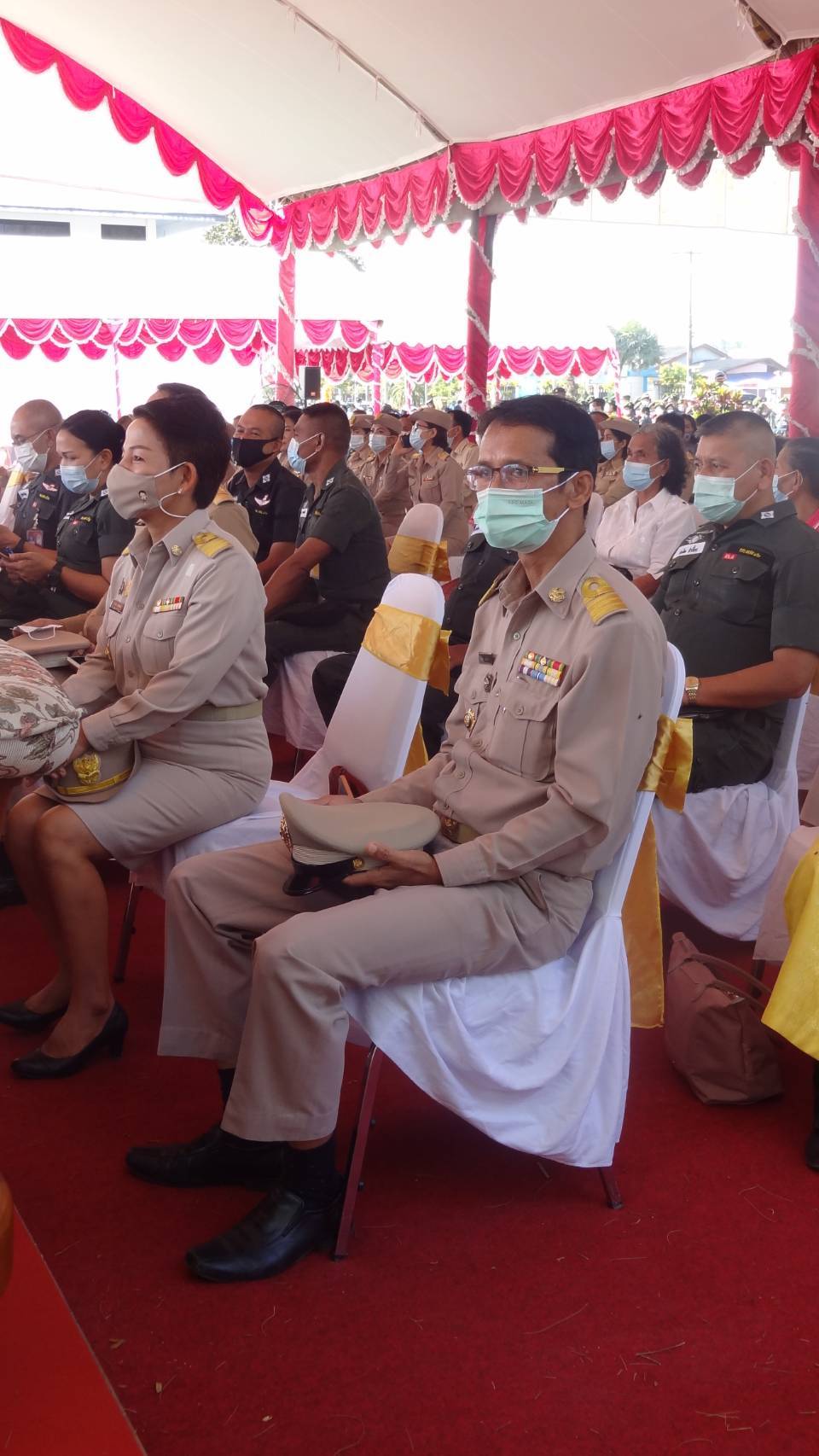สำนักงานพัฒนาชุมชนสุราษฎร์ธานี ร่วมพิธี “วันวิภาวดีรังสิต” ประจำปี 2564