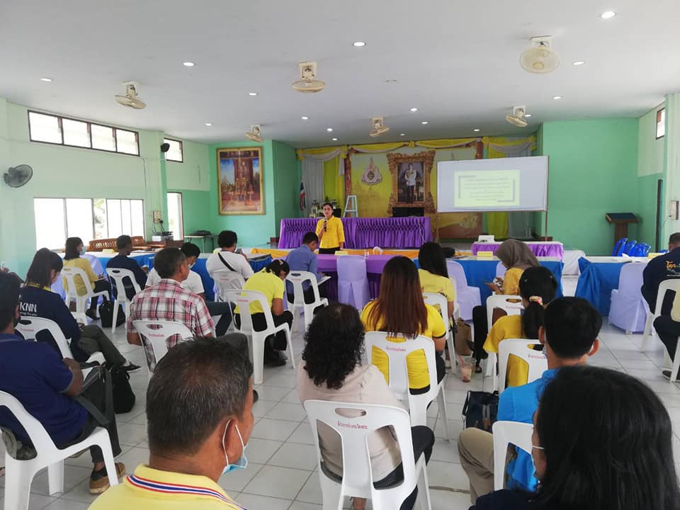 พจ.กรองศักดิ์ ลุยอย่างต่อเนื่อง ชี้แจงการขับเคลื่อนการดำเนินงาน โคก หนอง นา สุราษฎร์ธานี ให้ประสบความสำเร็จ