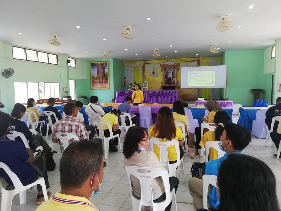 พจ.กรองศักดิ์ ลุยอย่างต่อเนื่อง ชี้แจงการขับเคลื่อนการดำเนินงาน โคก หนอง นา สุราษฎร์ธานี ให้ประสบความสำเร็จ