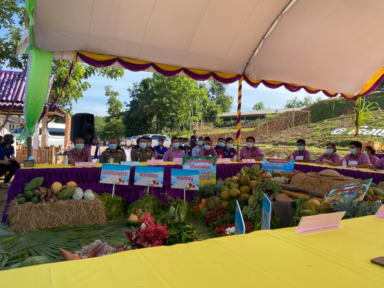 พช. สุราษฎร์ธานี ร่วมให้กำลังใจ ผู้นำการเปลี่ยนแปลงตำบลบางสวรรค์ อำเภอพระแสง สู่การแชมป์ Best of the Best ตามโครงการเสริมสร้างและพัฒนาผู้นำการเปลี่ยนแปลง