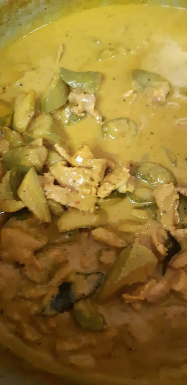 ผู้นำการเปลี่ยนแปลง Change for good กรมการพัฒนาชุมชน ร่วมจัดเลี้ยงผู้ติดเชื้อ โควิด-19 ในพื้นที่