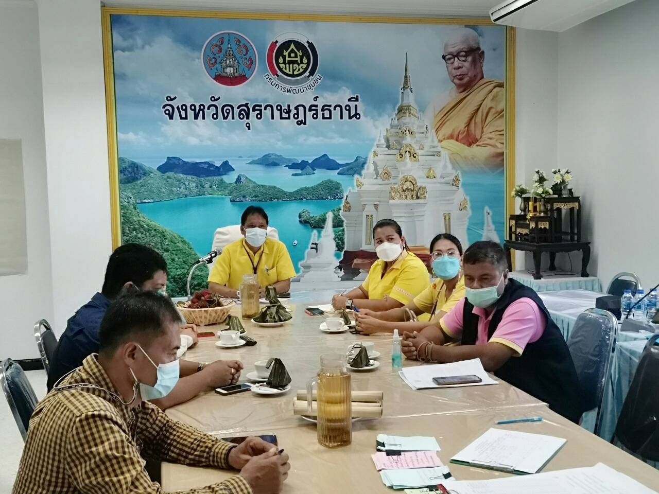 พช.สุราษฎร์ธานี  จัด “โครงการ  จัดตั้งศูนย์แบ่งปัน  76 ตำบล  ต้นแบบ”