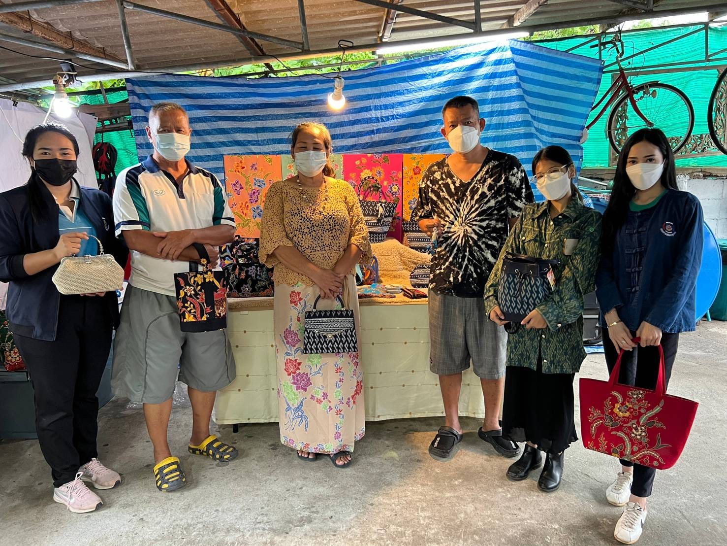 พช.จังหวัดสุราษฎร์ธานี ลงพื้นที่ติดตามความก้าวหน้าโครงการพัฒนาศักยภาพผู้ประกอบการสู่ยุค 4.0