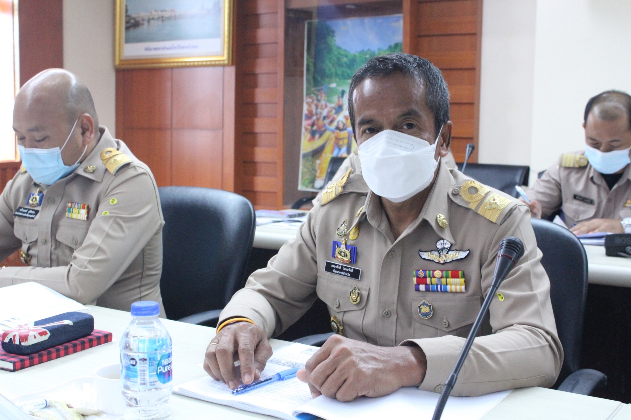 พช.สุราษฎร์ฯ ร่วมประชุมกับผู้ตรวจราชการกระทรวงมหาดไทย เขตตรวจราชการที่ 5 ลงพื้นที่ติดตามการผลดำเนินงานอย่างใกล้ชิด