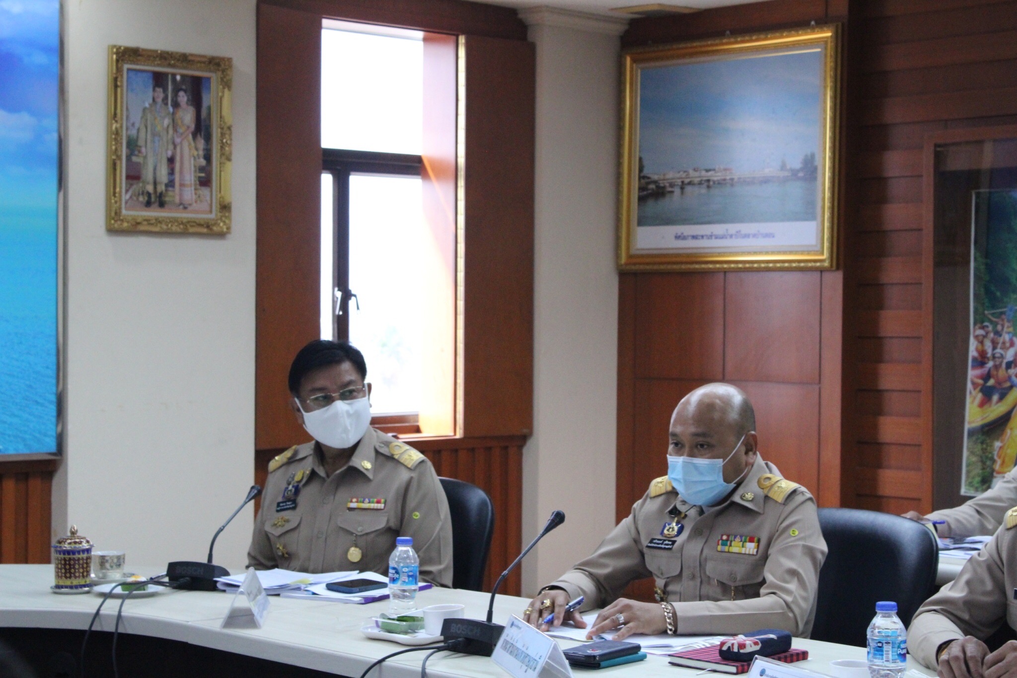 พช.สุราษฎร์ฯ ร่วมประชุมกับผู้ตรวจราชการกระทรวงมหาดไทย เขตตรวจราชการที่ 5 ลงพื้นที่ติดตามการผลดำเนินงานอย่างใกล้ชิด