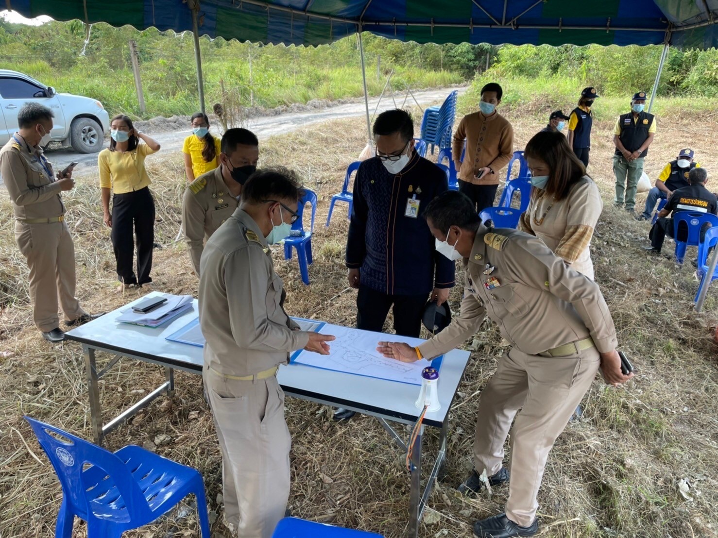 พช.สุราษฎร์ฯ ร่วมประชุมกับผู้ตรวจราชการกระทรวงมหาดไทย เขตตรวจราชการที่ 5 ลงพื้นที่ติดตามการผลดำเนินงานอย่างใกล้ชิด